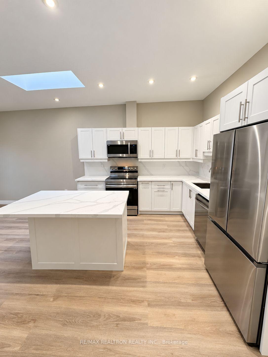 Photo 3 of Unit Upper, 2157 Danforth Avenue, Toronto, East End-Danforth — HOMEH