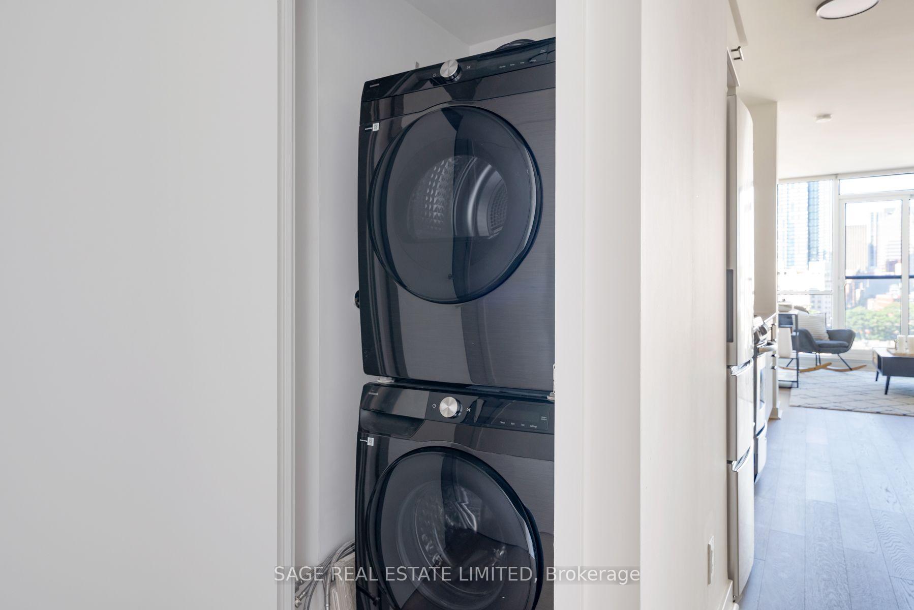 Photo 15 of Unit 905, 320 Richmond Street E, Toronto, Moss Park — HOMEH