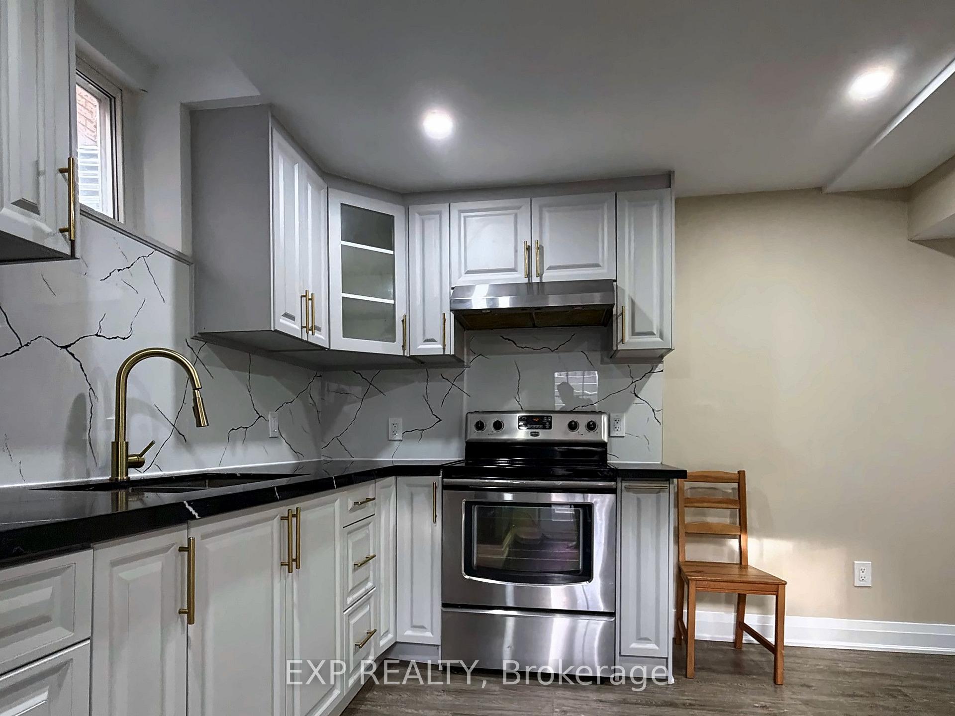 Photo 7 of Unit Basement, 5896 Chorley Place, Mississauga, Central Erin Mills — HOMEH