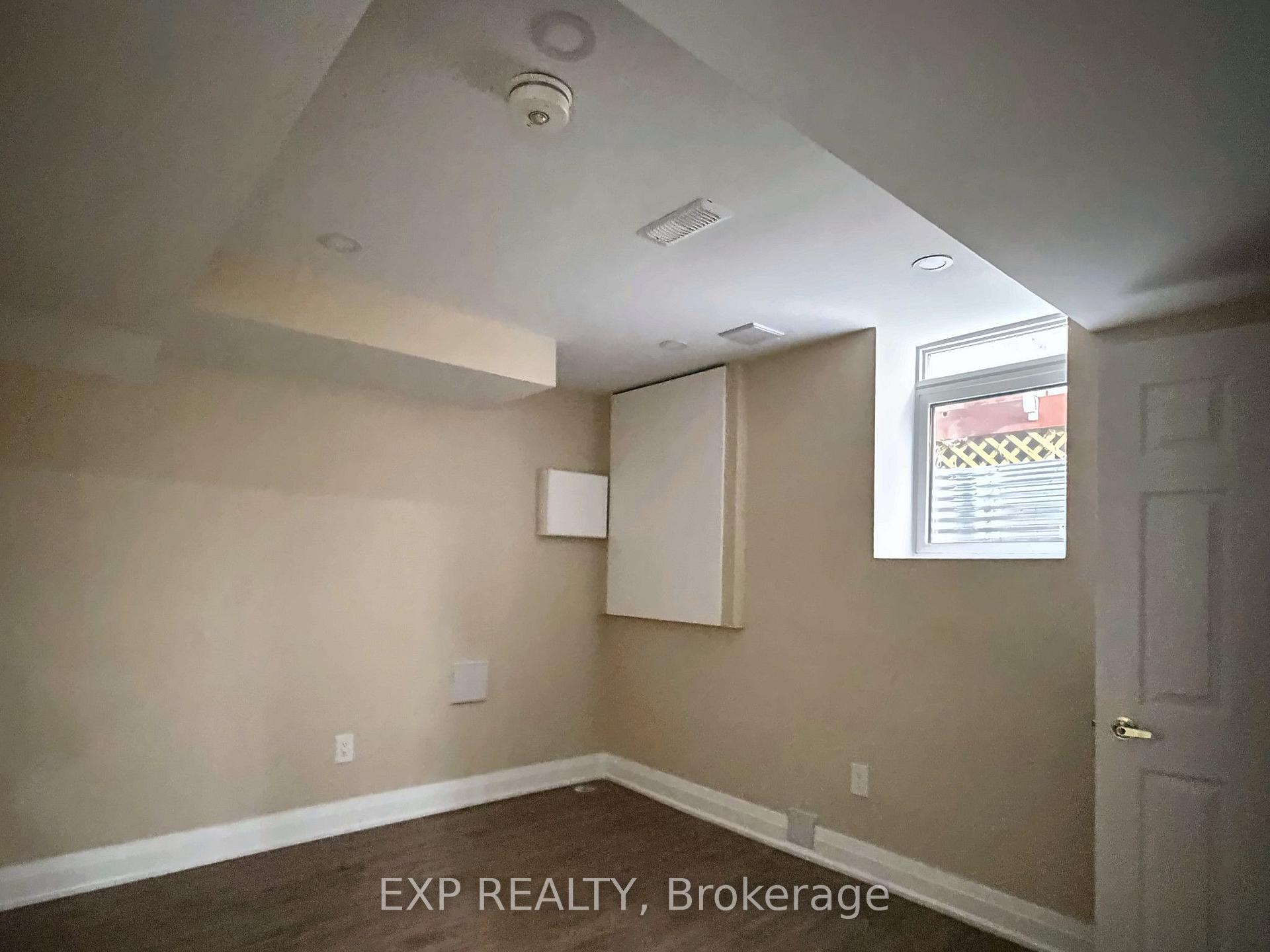 Photo 13 of Unit Basement, 5896 Chorley Place, Mississauga, Central Erin Mills — HOMEH