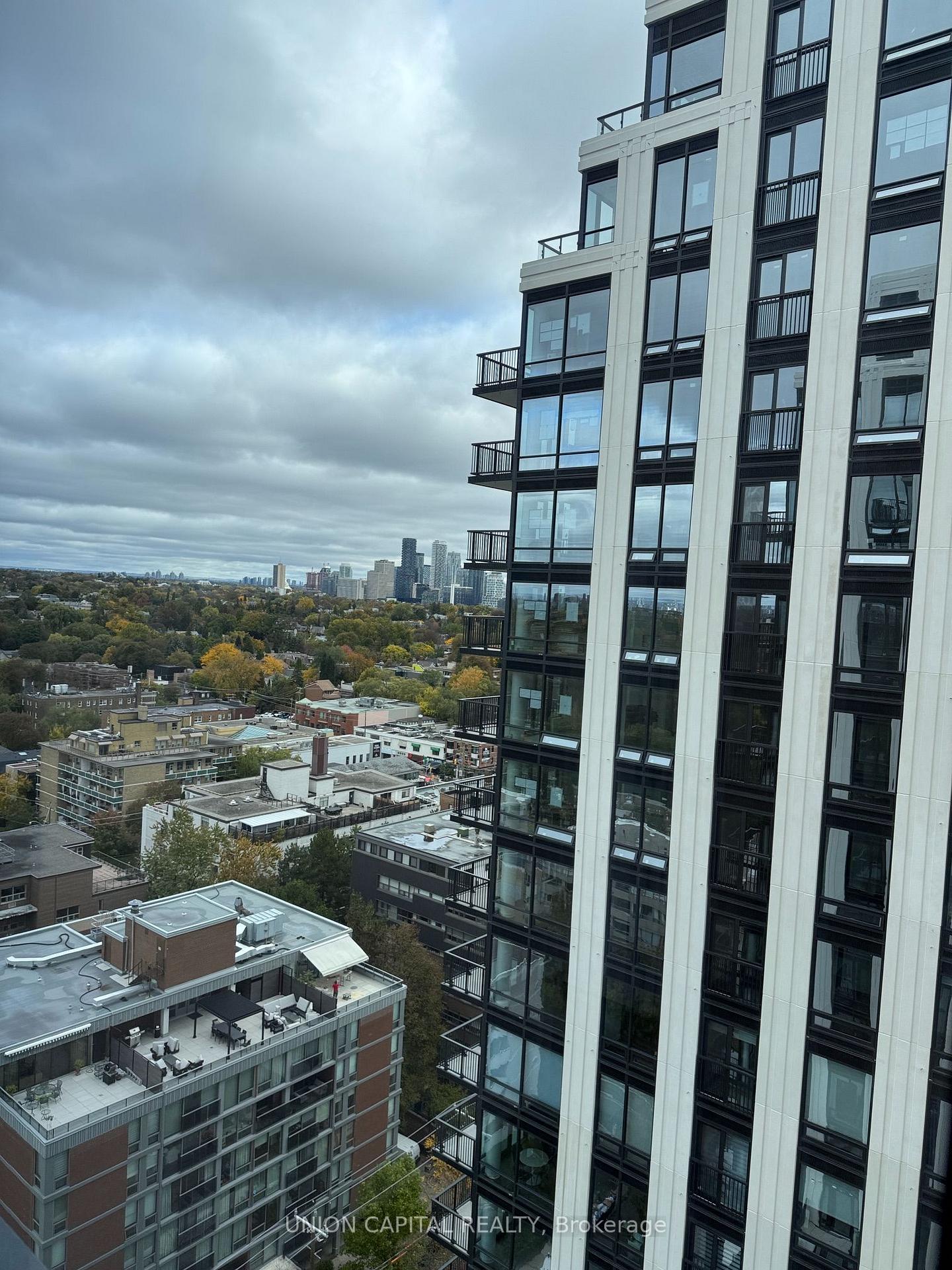 Photo 2 of Unit 2101, 91 Montclair Avenue, Toronto, Forest Hill South — HOMEH