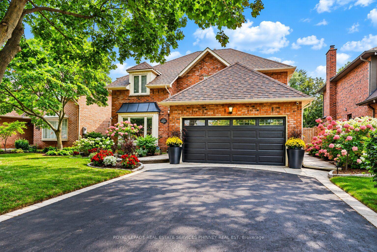 Photo 3 of 1012 Oak Meadow Road, Oakville, Glen Abbey — HOMEH