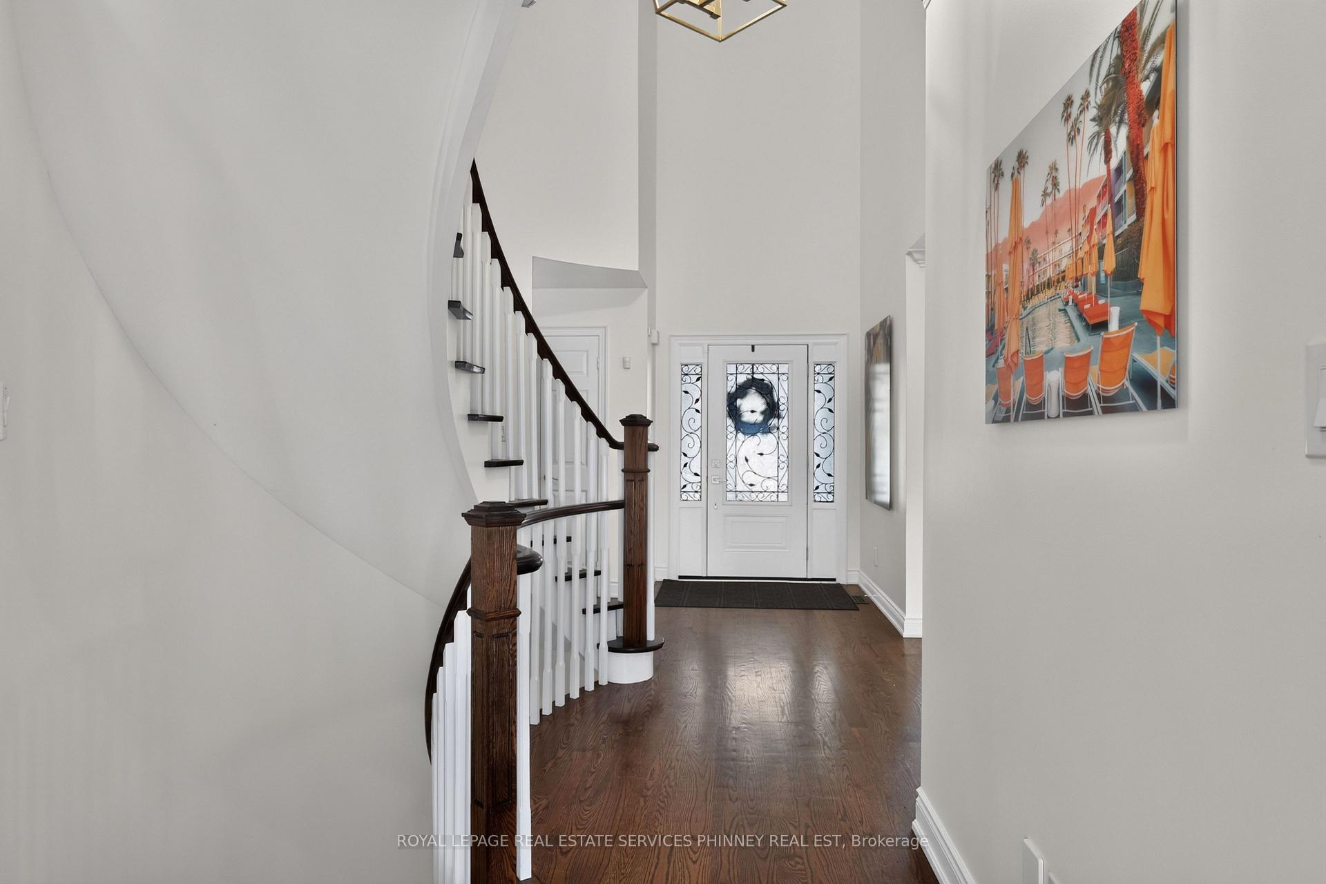 Photo 9 of 1012 Oak Meadow Road, Oakville, Glen Abbey — HOMEH