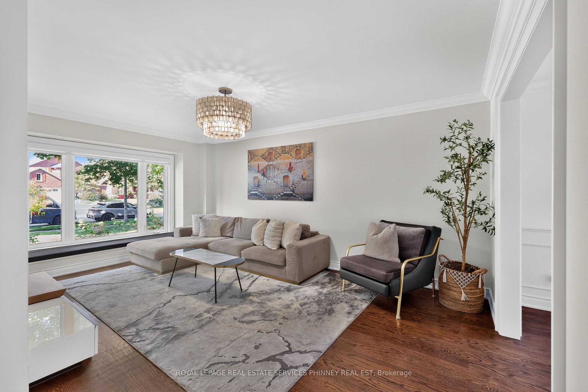 Photo 13 of 1012 Oak Meadow Road, Oakville, Glen Abbey — HOMEH