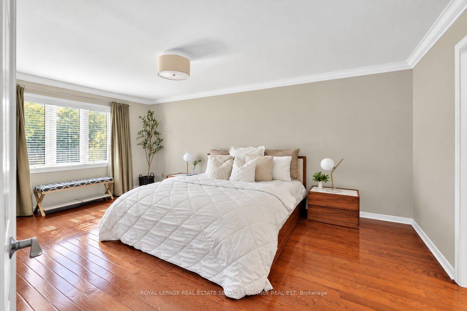 Photo 47 of 1012 Oak Meadow Road, Oakville, Glen Abbey — HOMEH