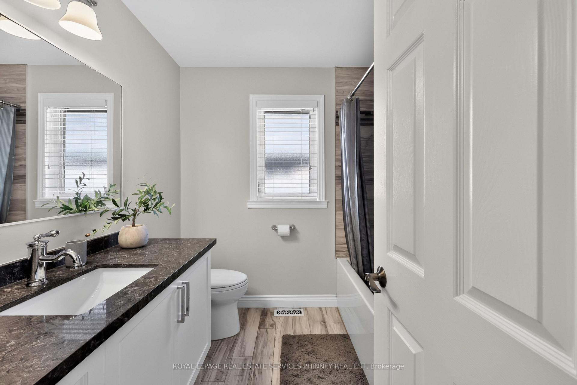 Photo 57 of 1012 Oak Meadow Road, Oakville, Glen Abbey — HOMEH