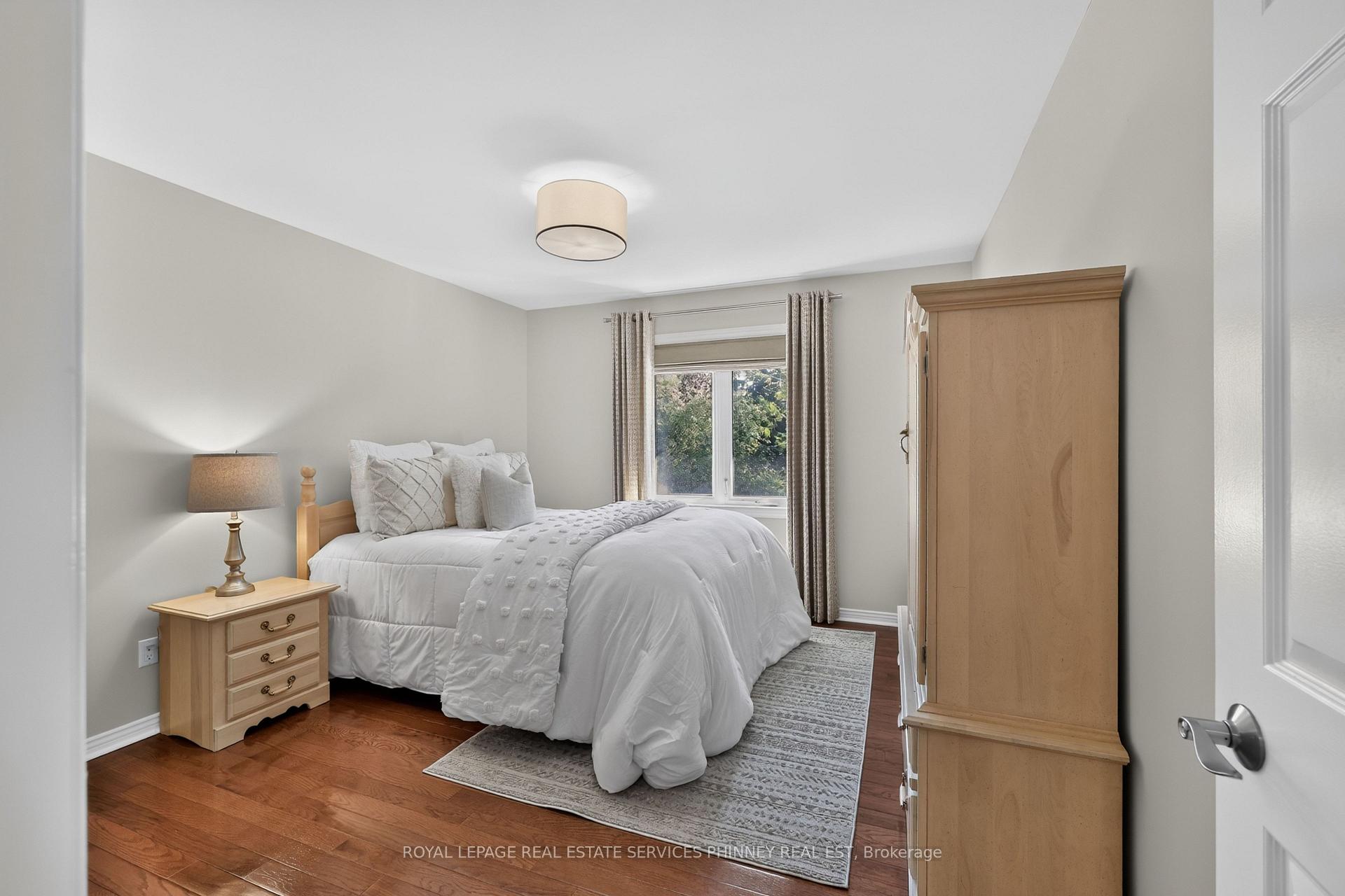 Photo 61 of 1012 Oak Meadow Road, Oakville, Glen Abbey — HOMEH