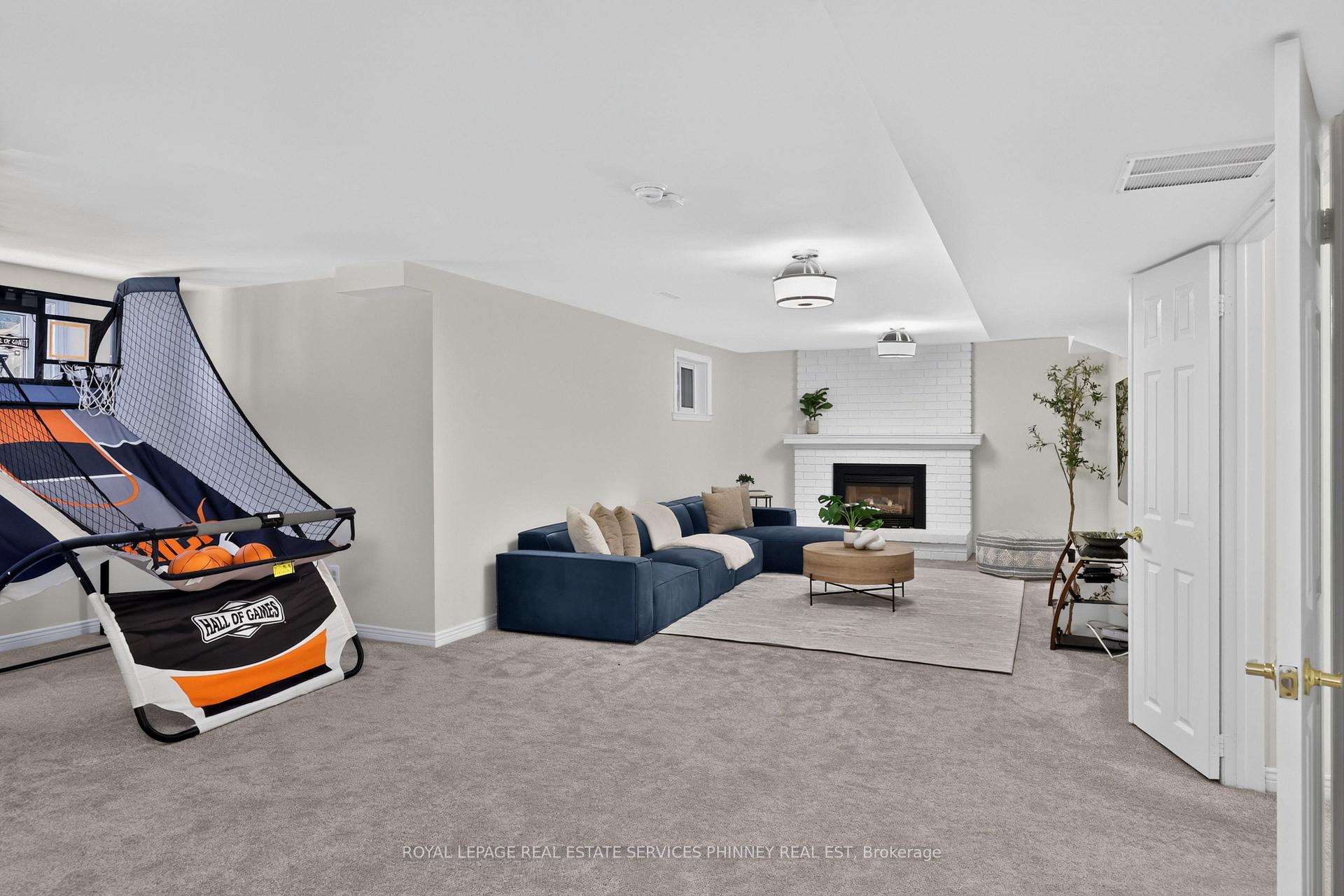Photo 68 of 1012 Oak Meadow Road, Oakville, Glen Abbey — HOMEH