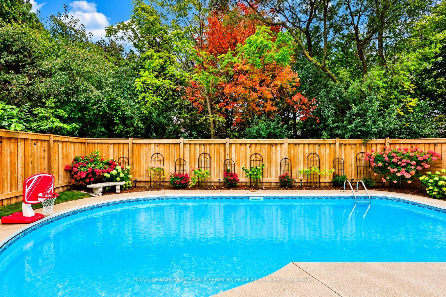 Photo 78 of 1012 Oak Meadow Road, Oakville, Glen Abbey — HOMEH
