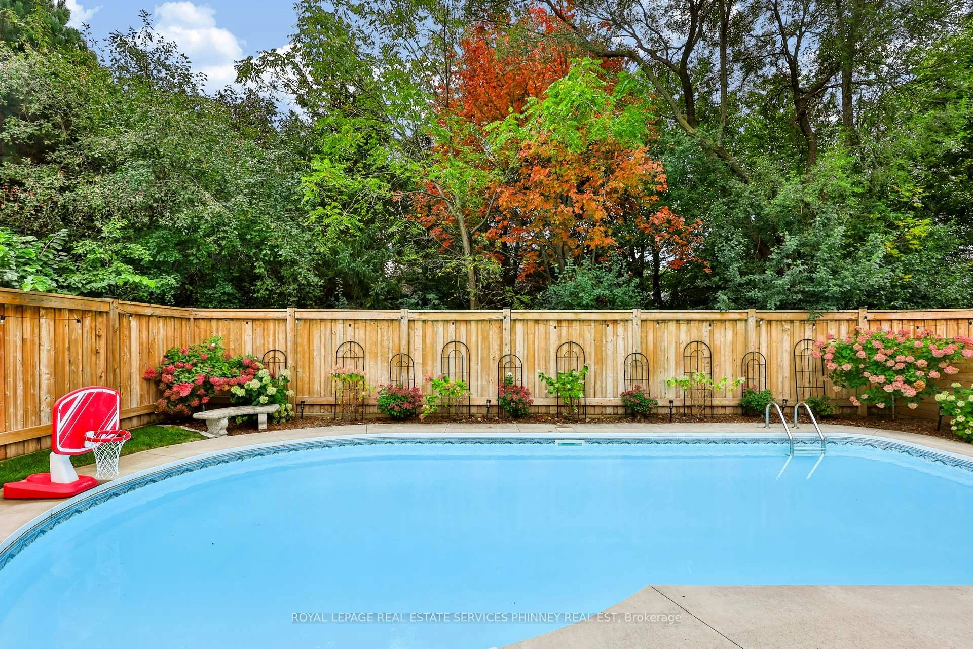Photo 60 of 1012 Oak Meadow Road, Oakville, Glen Abbey — HOMEH