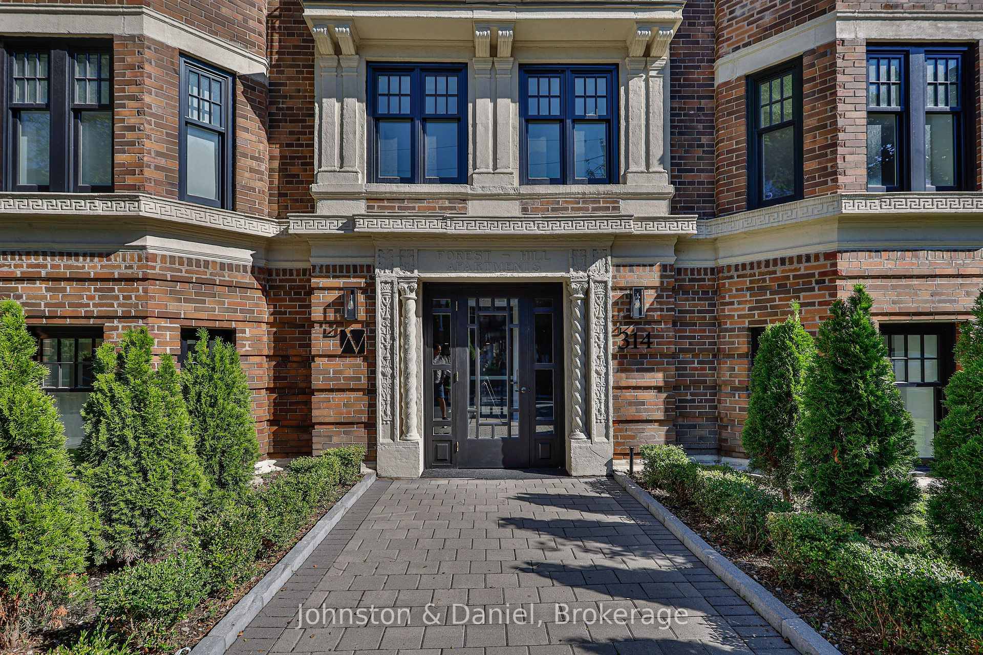 Photo 2 of Unit 7, 314 Lonsdale Road, Toronto, Forest Hill South — HOMEH