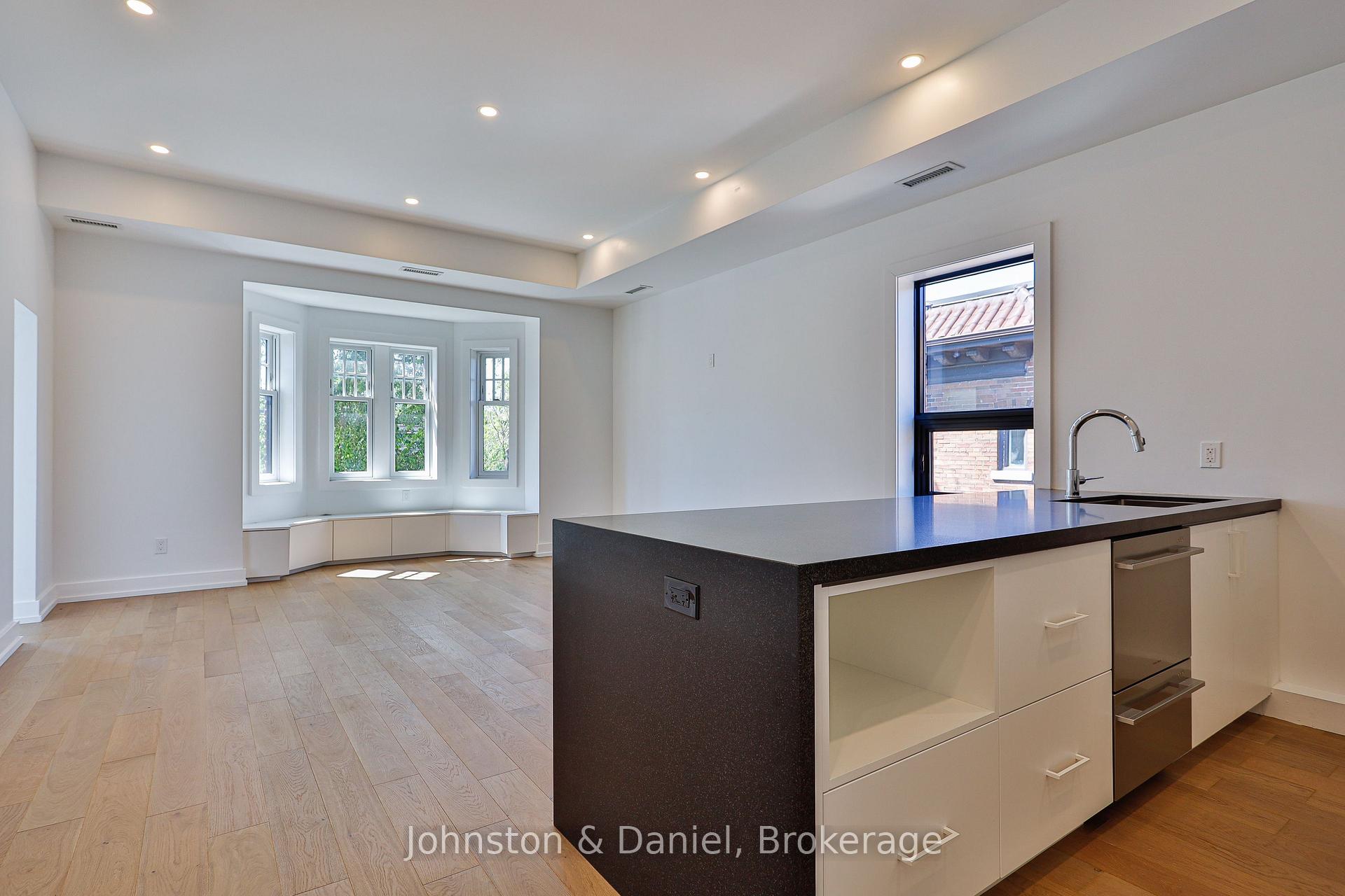 Photo 10 of Unit 7, 314 Lonsdale Road, Toronto, Forest Hill South — HOMEH