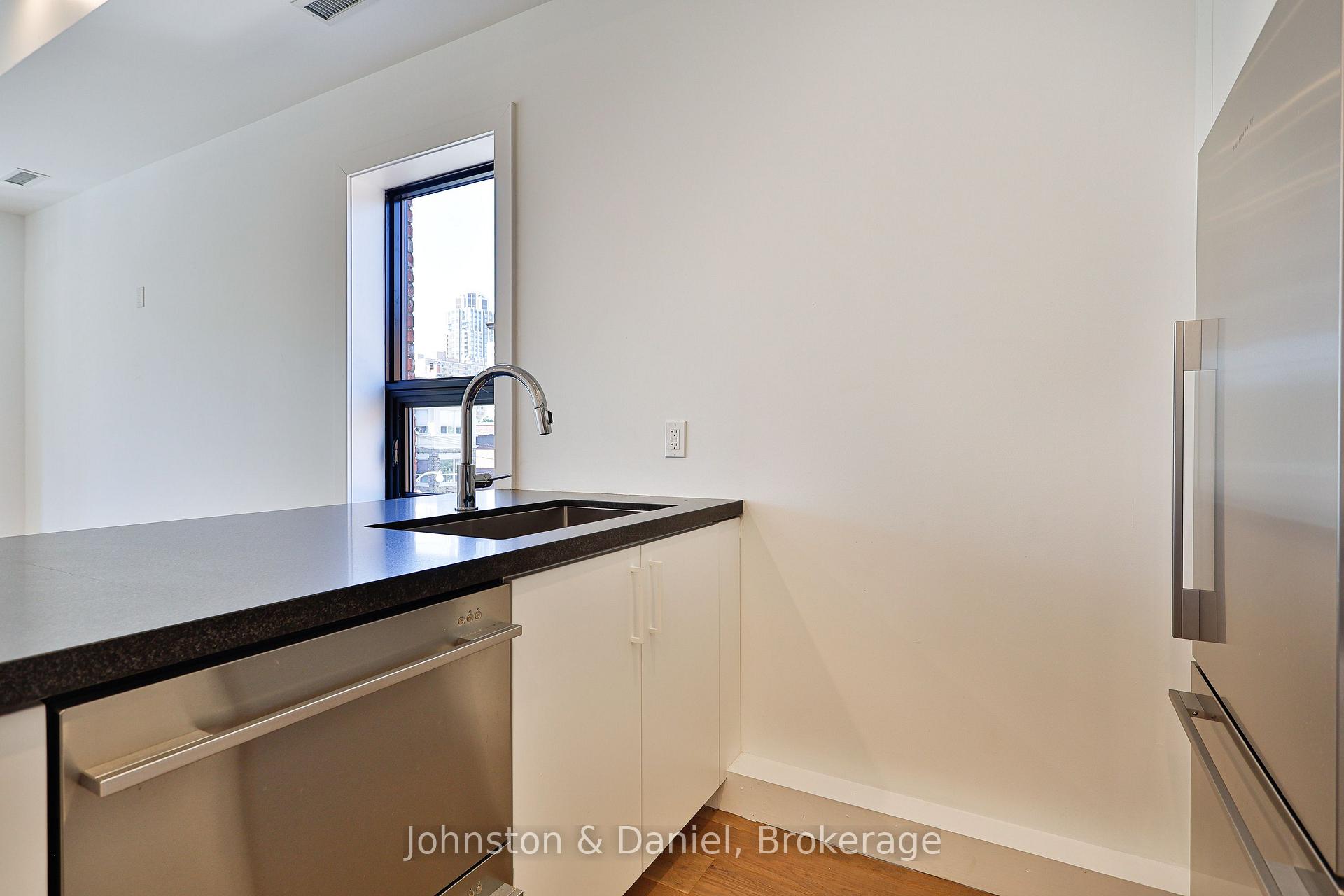 Photo 12 of Unit 7, 314 Lonsdale Road, Toronto, Forest Hill South — HOMEH