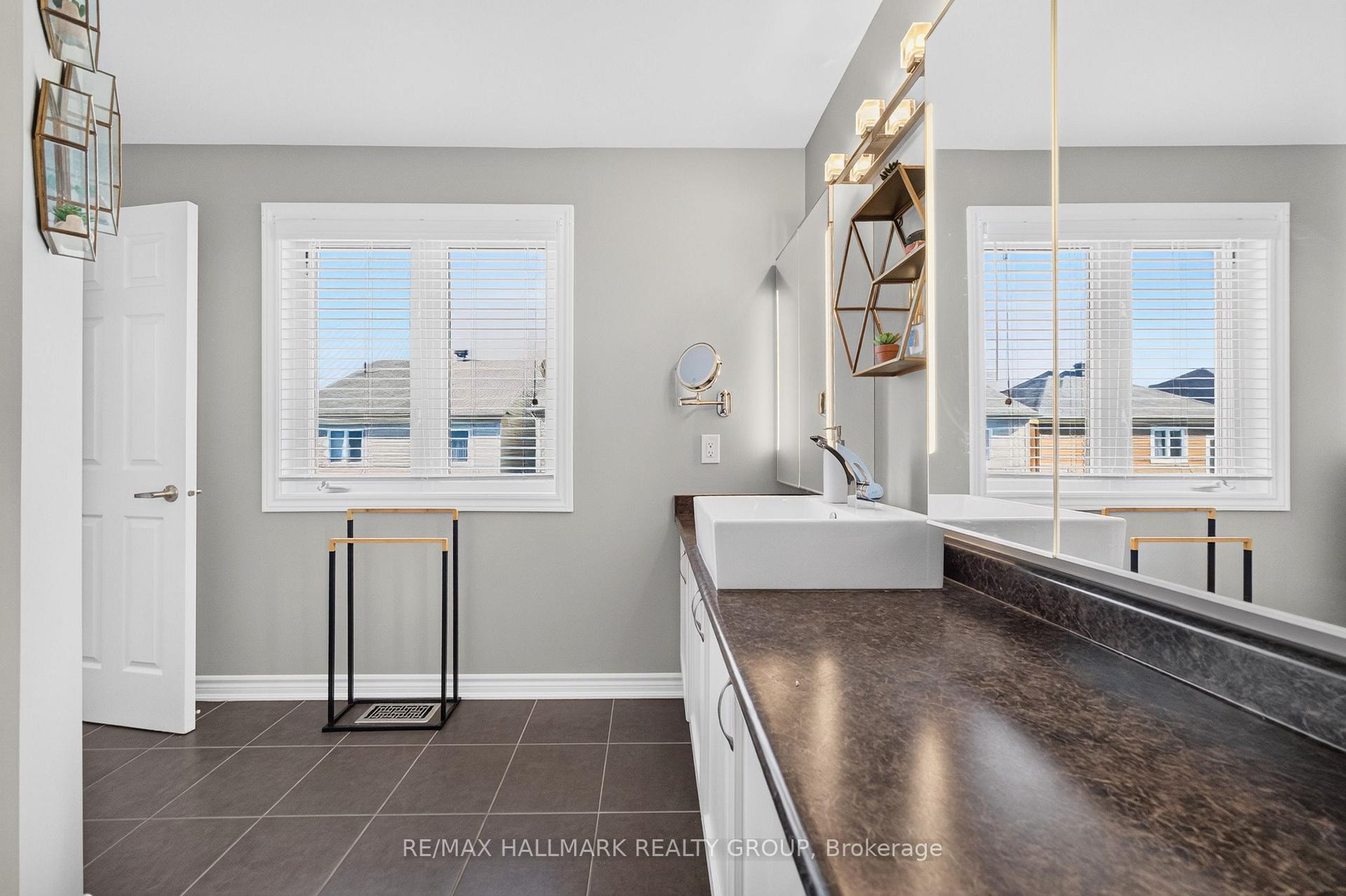Photo 59 of 556 Sunlit Circle, Ottawa, Notting Hill/Summerside — HOMEH