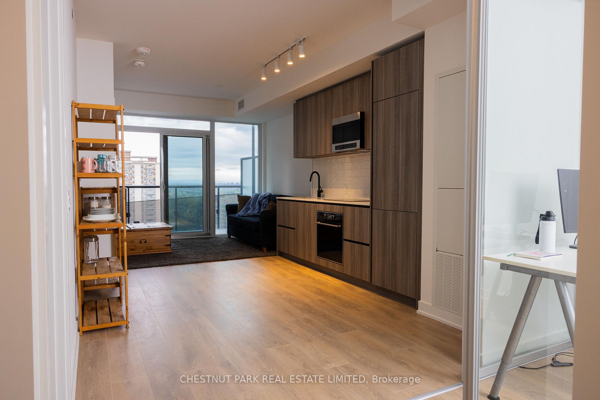 Photo of Unit 1807, 117 Broadway Avenue