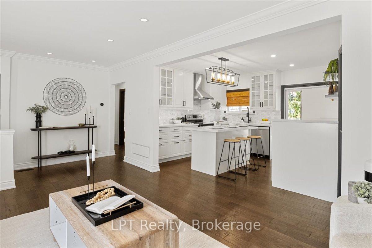 Photo of 667 Wickens Avenue