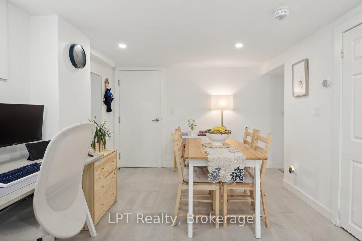 Photo 31 of 667 Wickens Avenue, Burlington, LaSalle — HOMEH