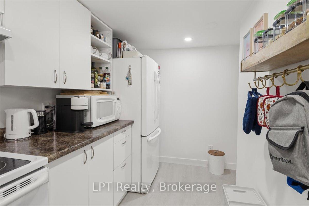 Photo 34 of 667 Wickens Avenue, Burlington, LaSalle — HOMEH