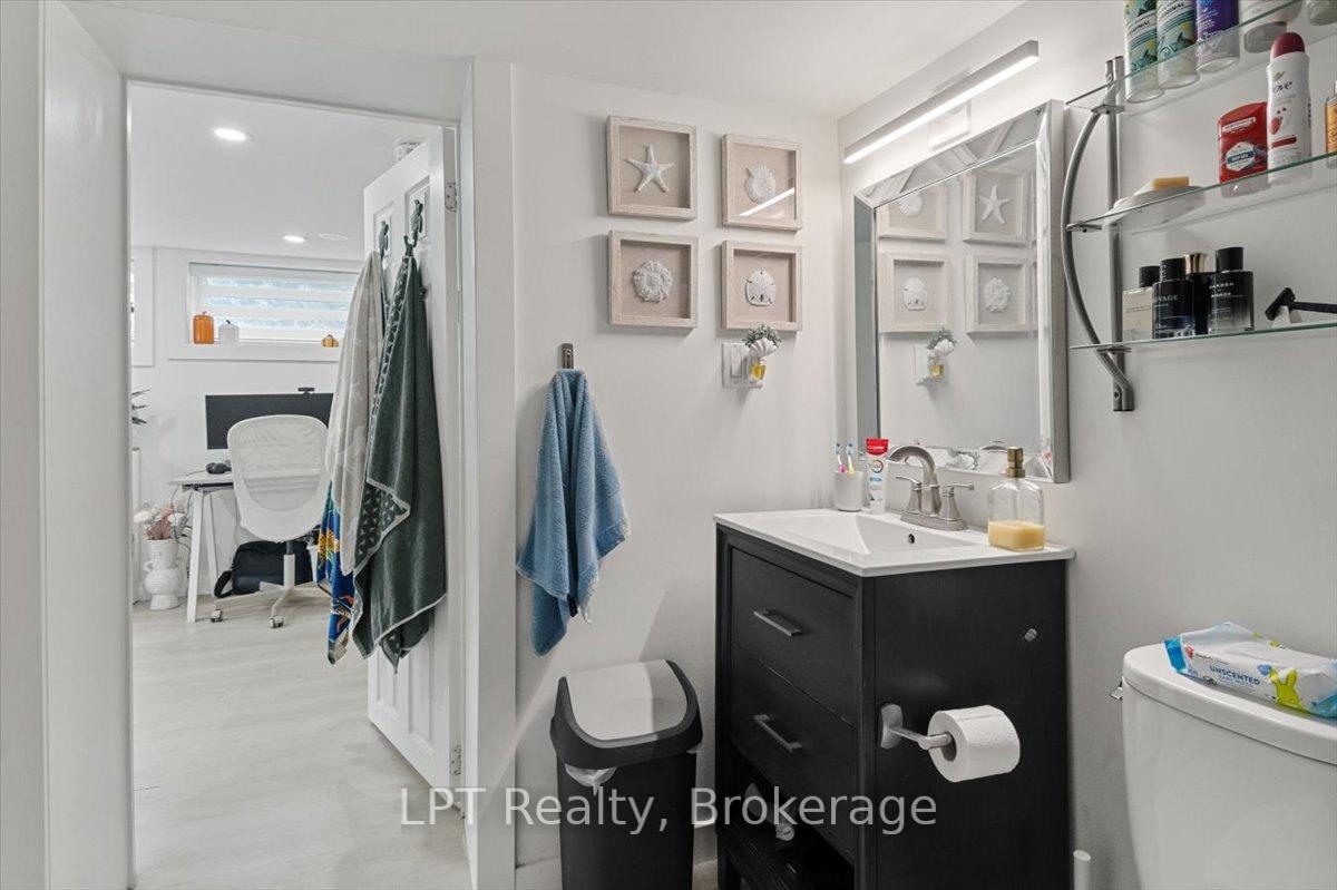 Photo 37 of 667 Wickens Avenue, Burlington, LaSalle — HOMEH
