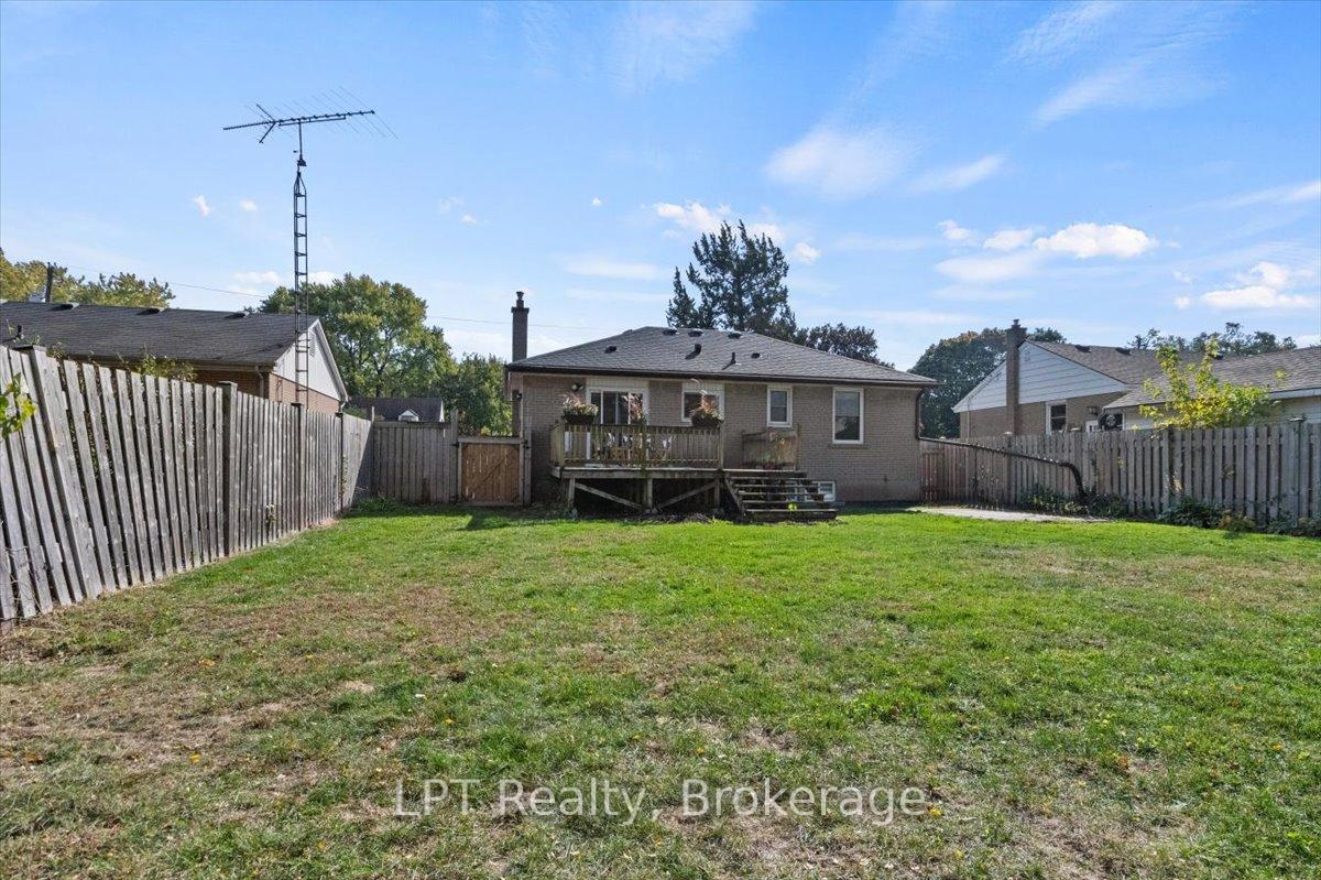 Photo 41 of 667 Wickens Avenue, Burlington, LaSalle — HOMEH