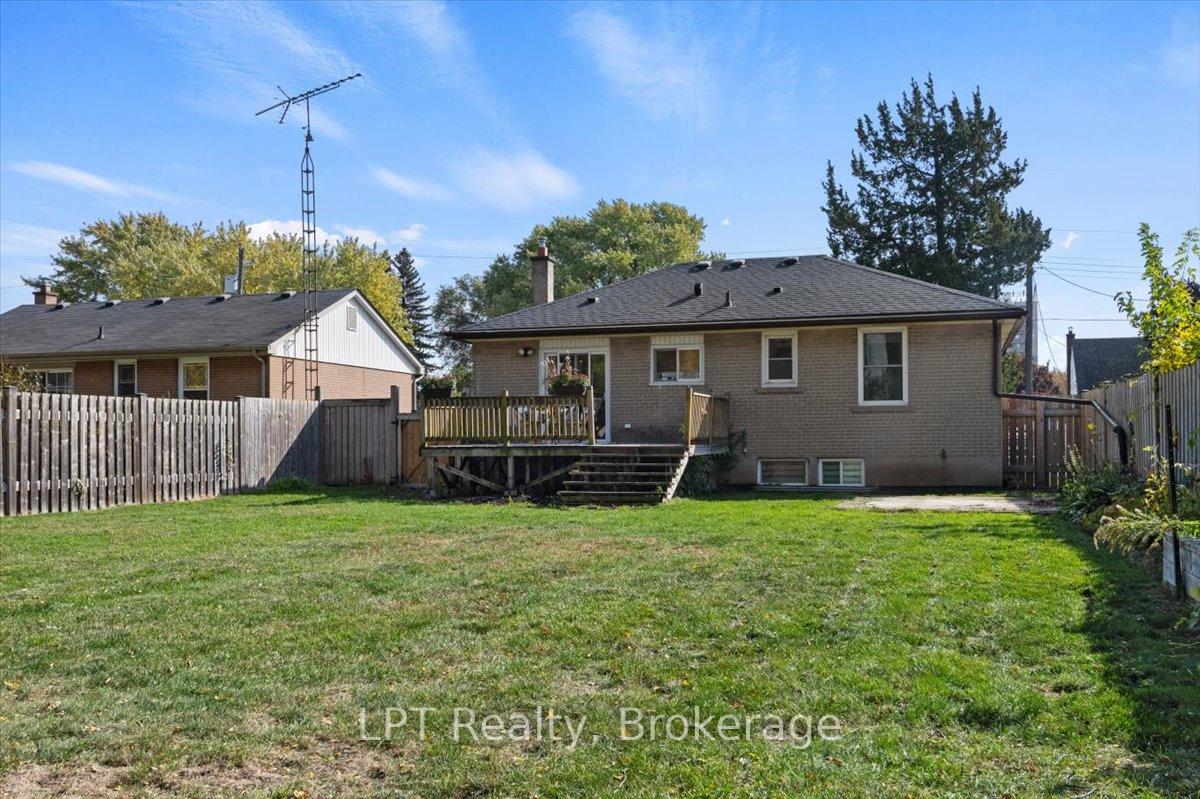 Photo 42 of 667 Wickens Avenue, Burlington, LaSalle — HOMEH
