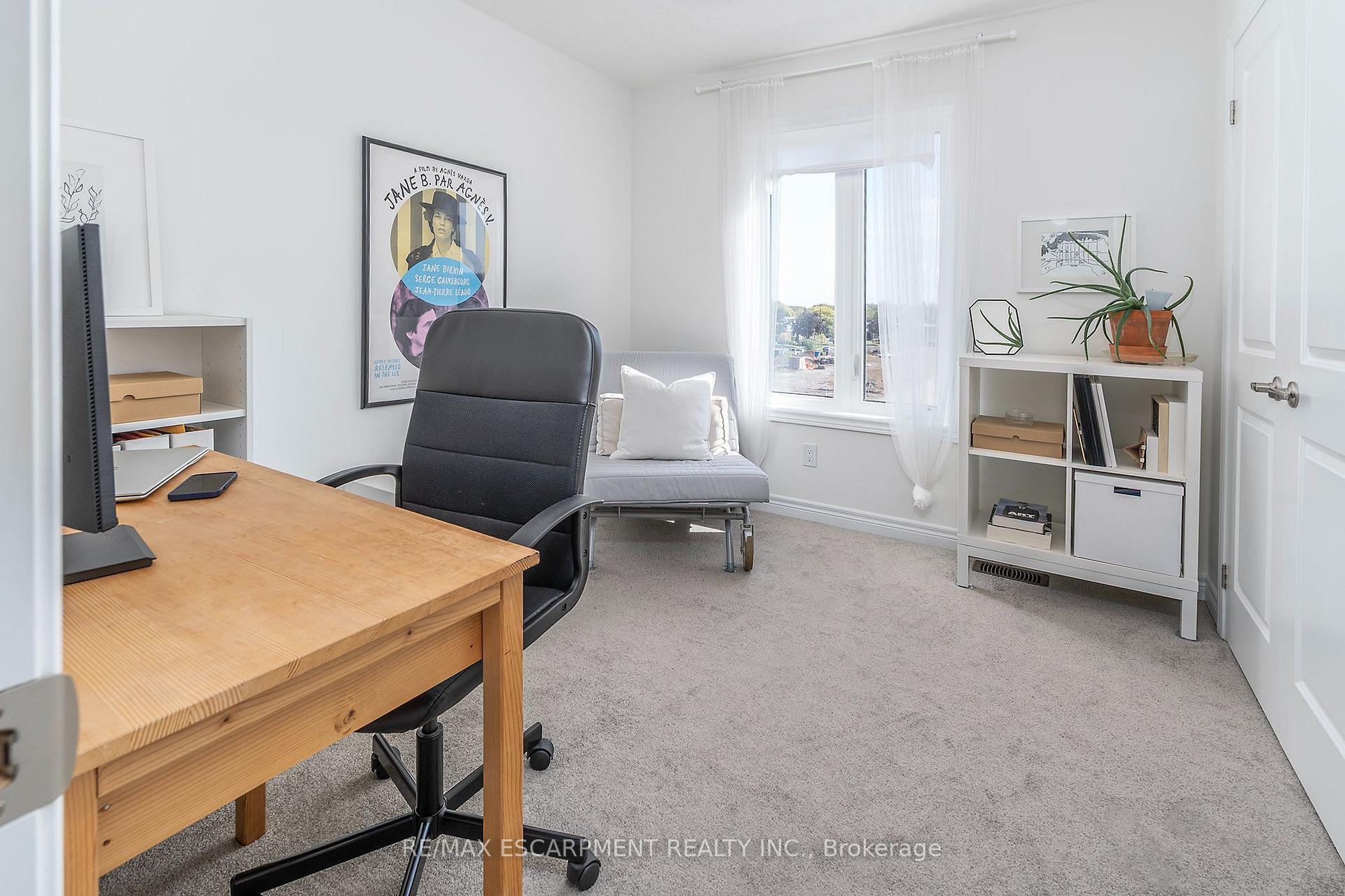 Photo 16 of 31 Dryden Lane, Hamilton, McQuesten — HOMEH