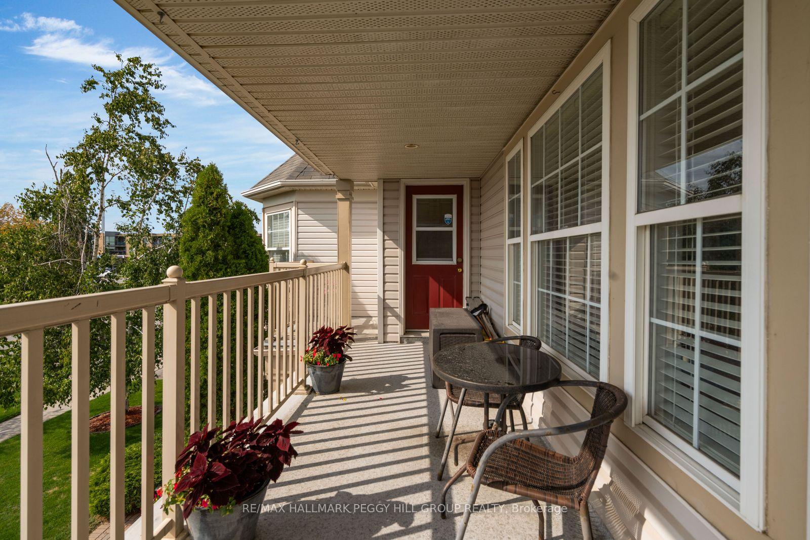 Photo 2 of 5 Sandringham Drive, Barrie, Innis-Shore — HOMEH