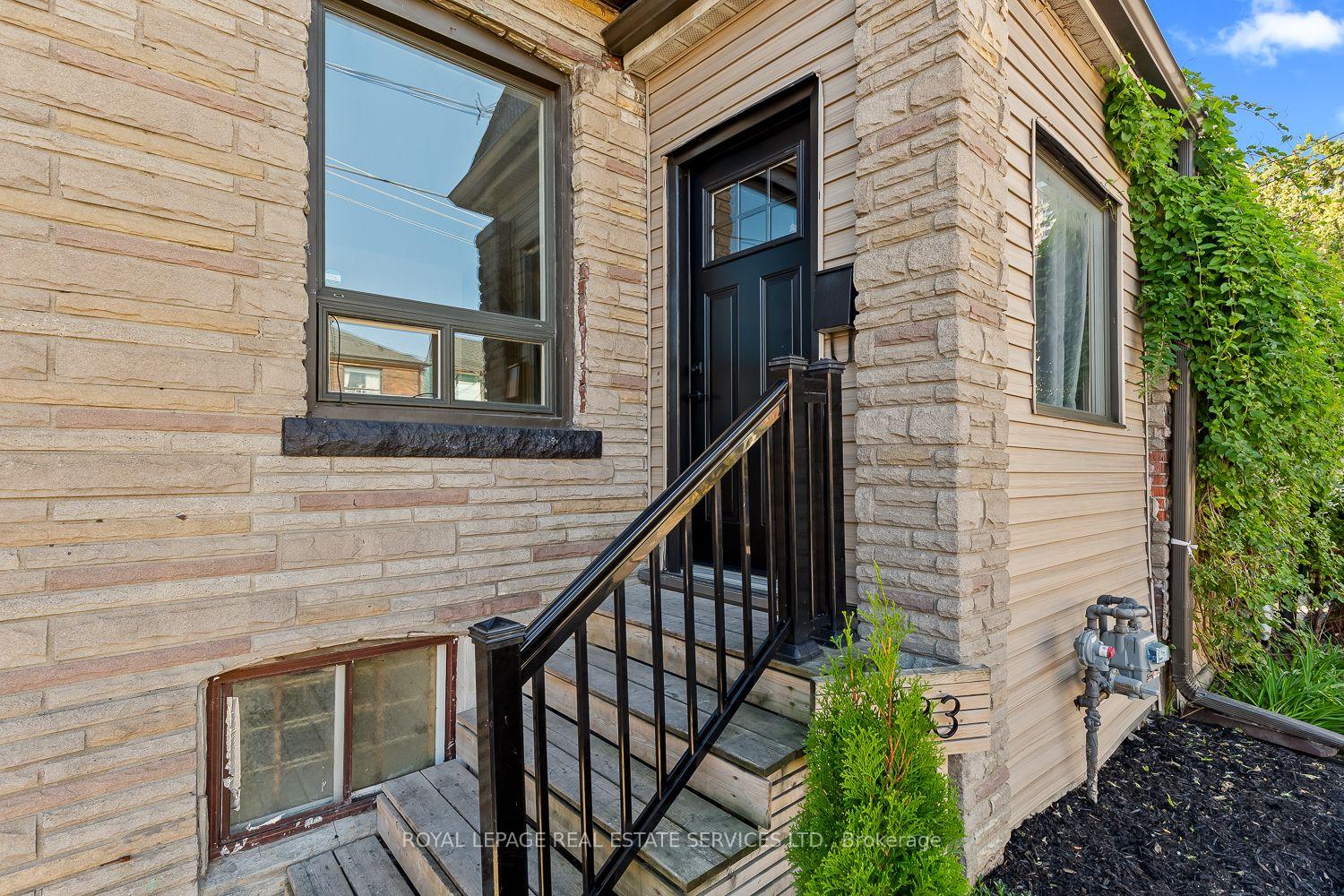 Photo of Unit Main + Basement, 1333 Dupont Street