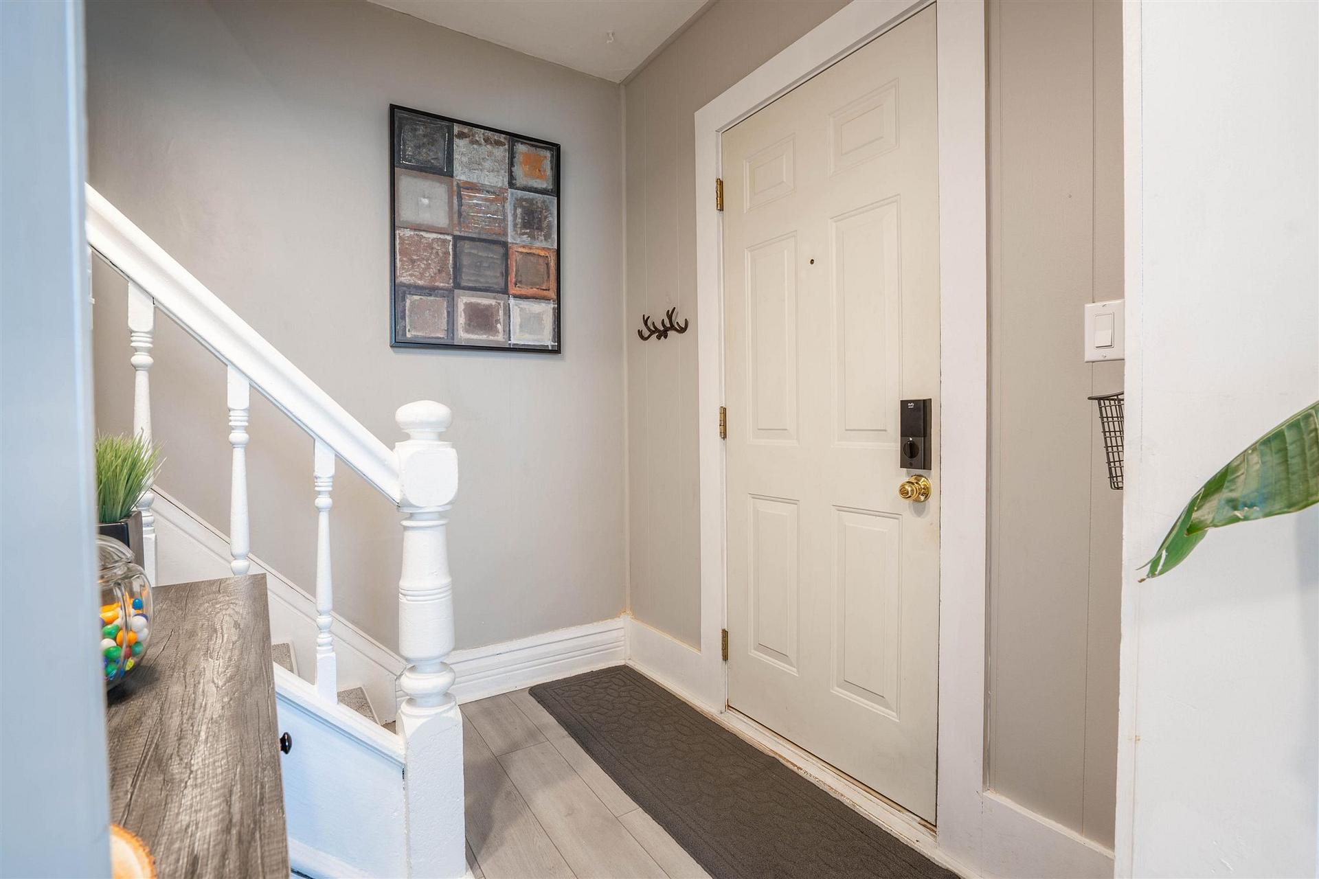 Photo 6 of 117 Biggings Avenue, Sault Ste Marie, Ward 2 — HOMEH