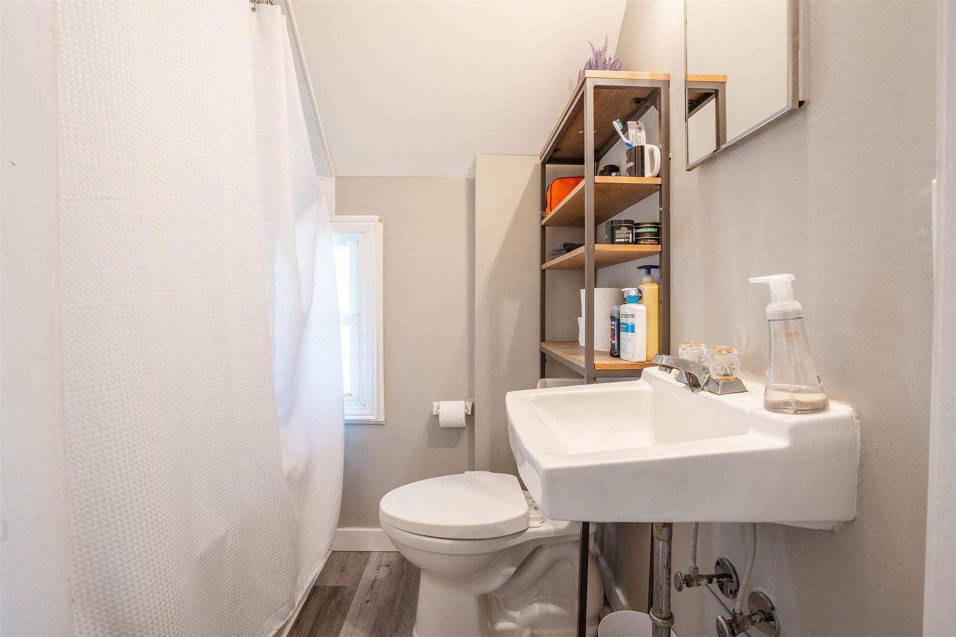Photo 25 of 117 Biggings Avenue, Sault Ste Marie, Ward 2 — HOMEH