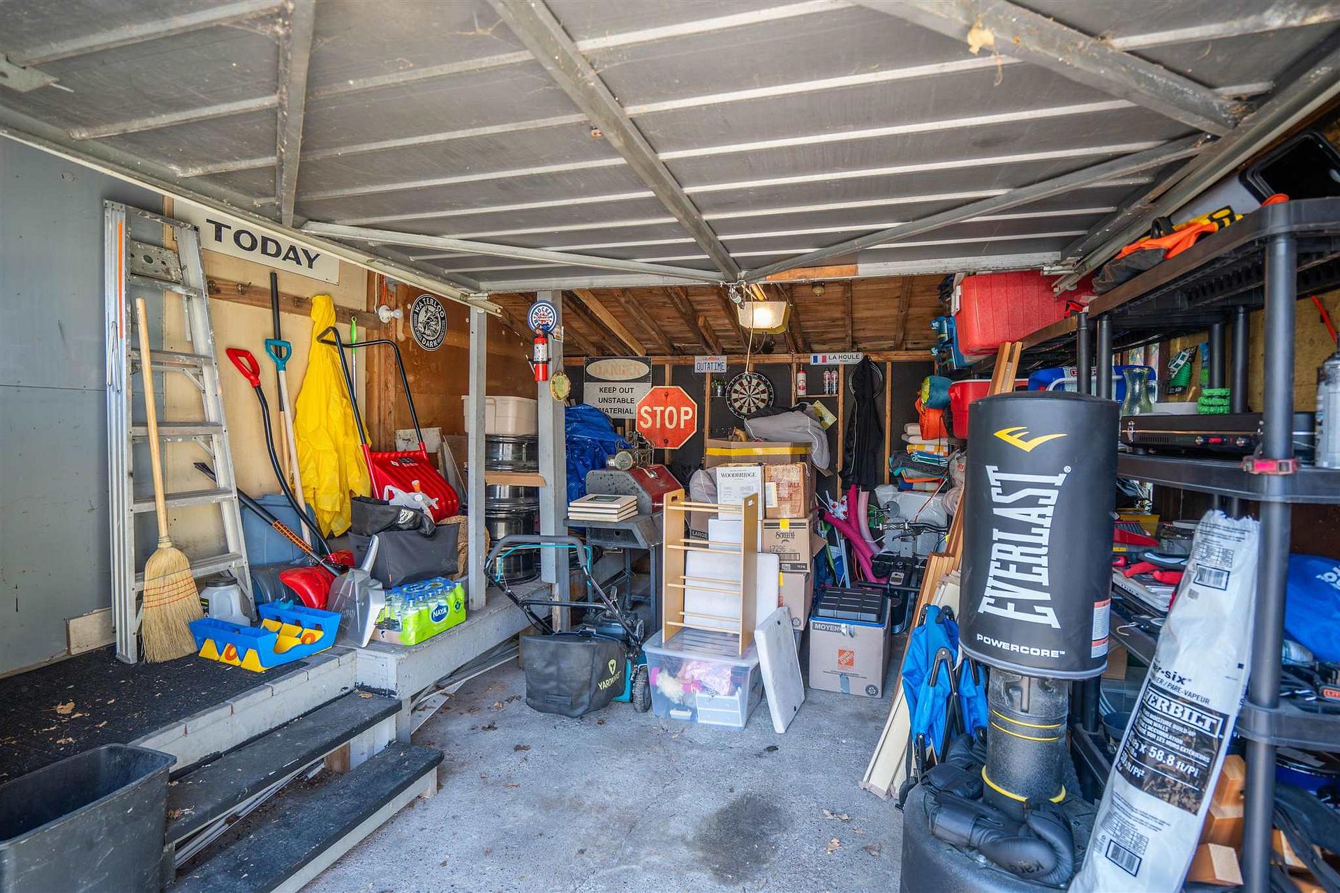 Photo 29 of 117 Biggings Avenue, Sault Ste Marie, Ward 2 — HOMEH