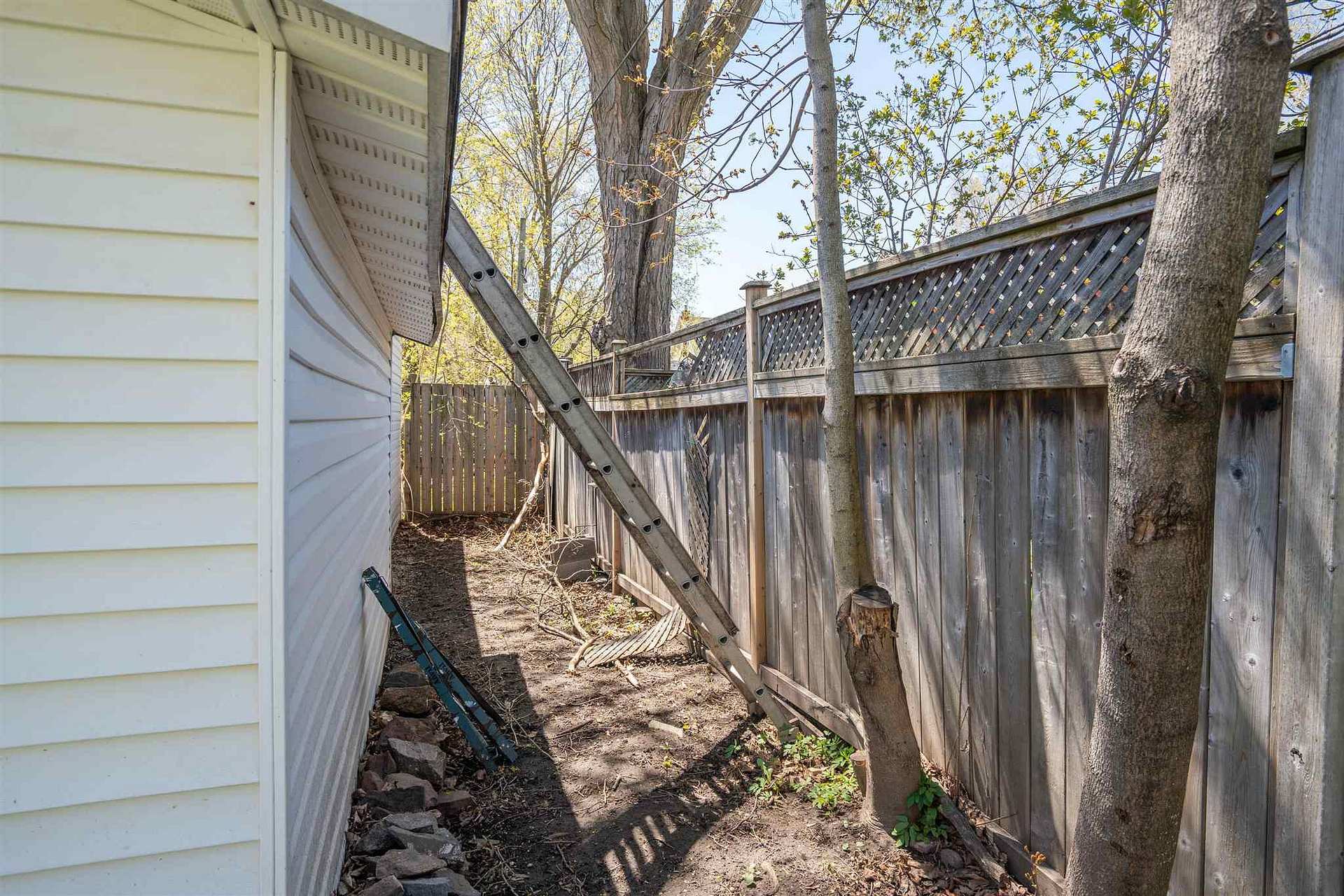 Photo 30 of 117 Biggings Avenue, Sault Ste Marie, Ward 2 — HOMEH
