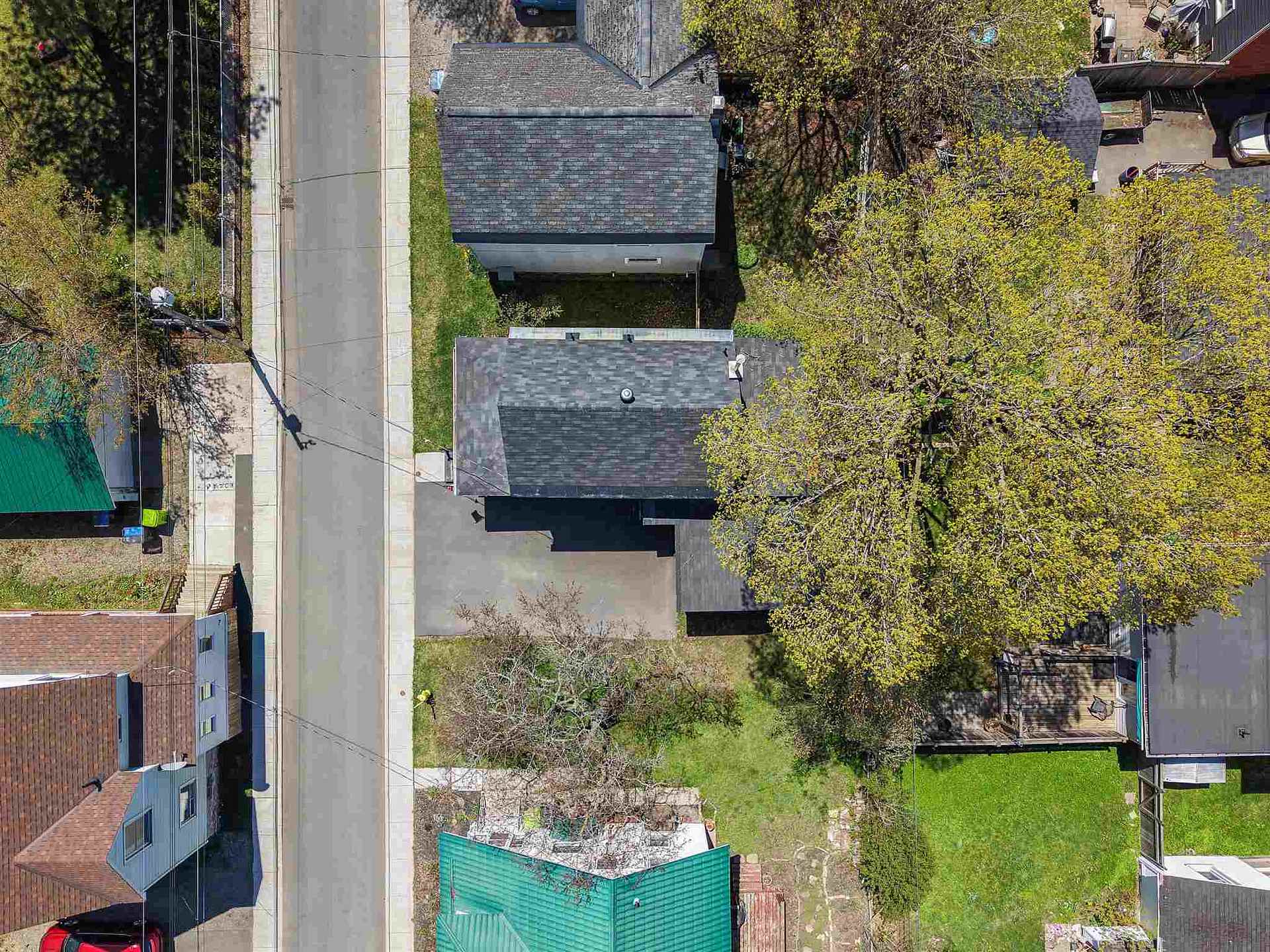 Photo 33 of 117 Biggings Avenue, Sault Ste Marie, Ward 2 — HOMEH
