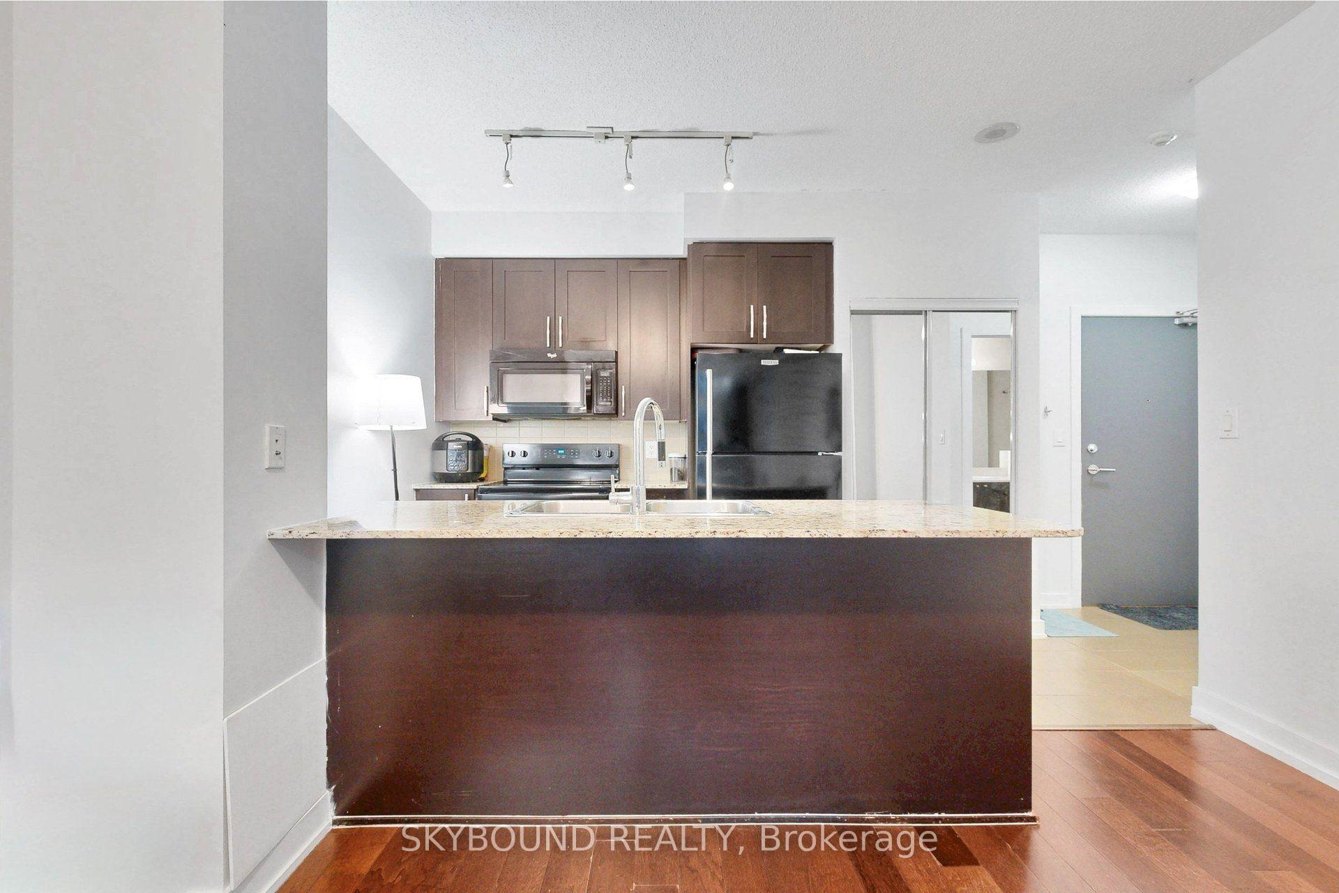 Photo 13 of Unit 214, 4070 Confederation Parkway, Mississauga, Creditview — HOMEH
