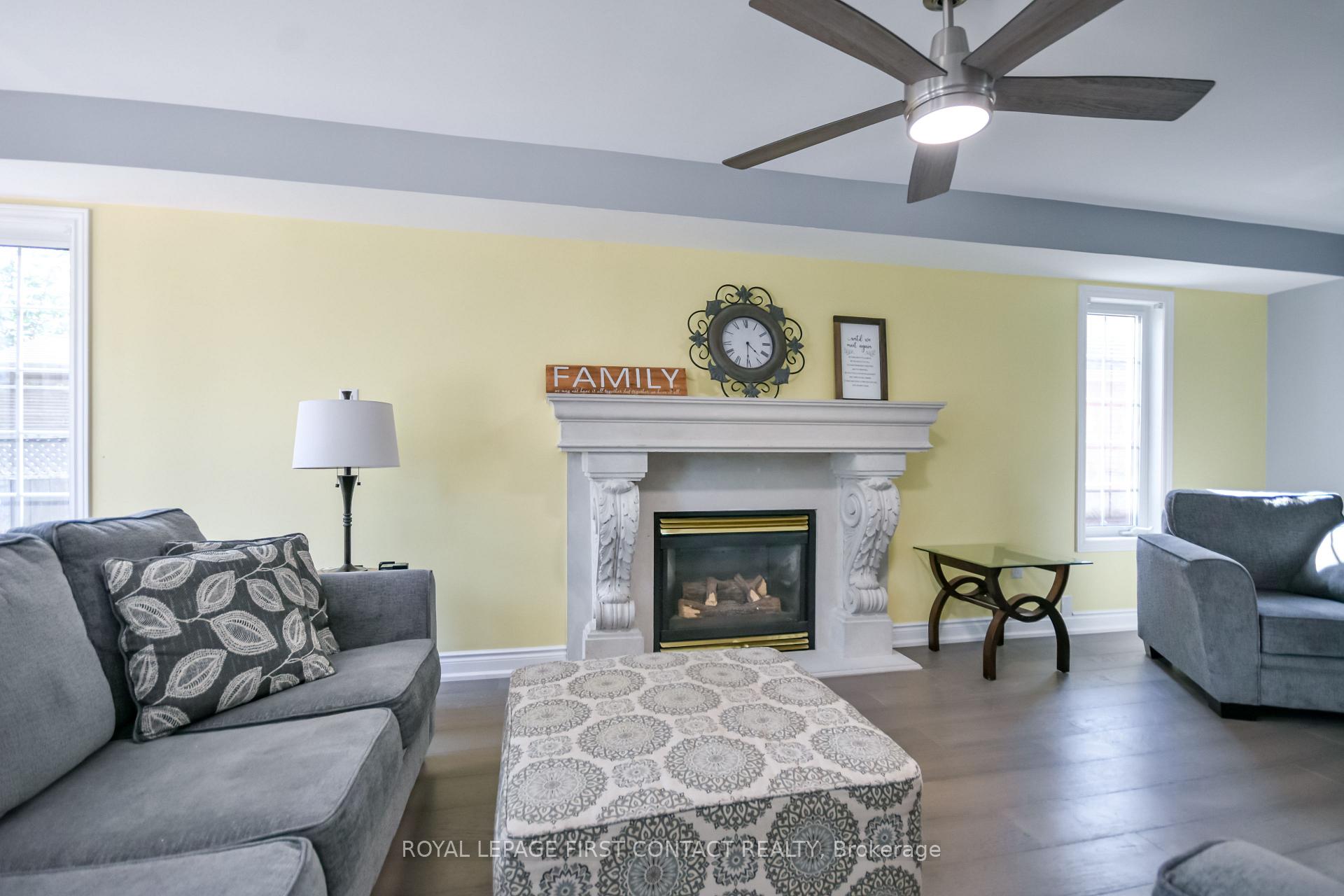 Photo 10 of 34 Bear Creek Drive, Barrie, Holly — HOMEH