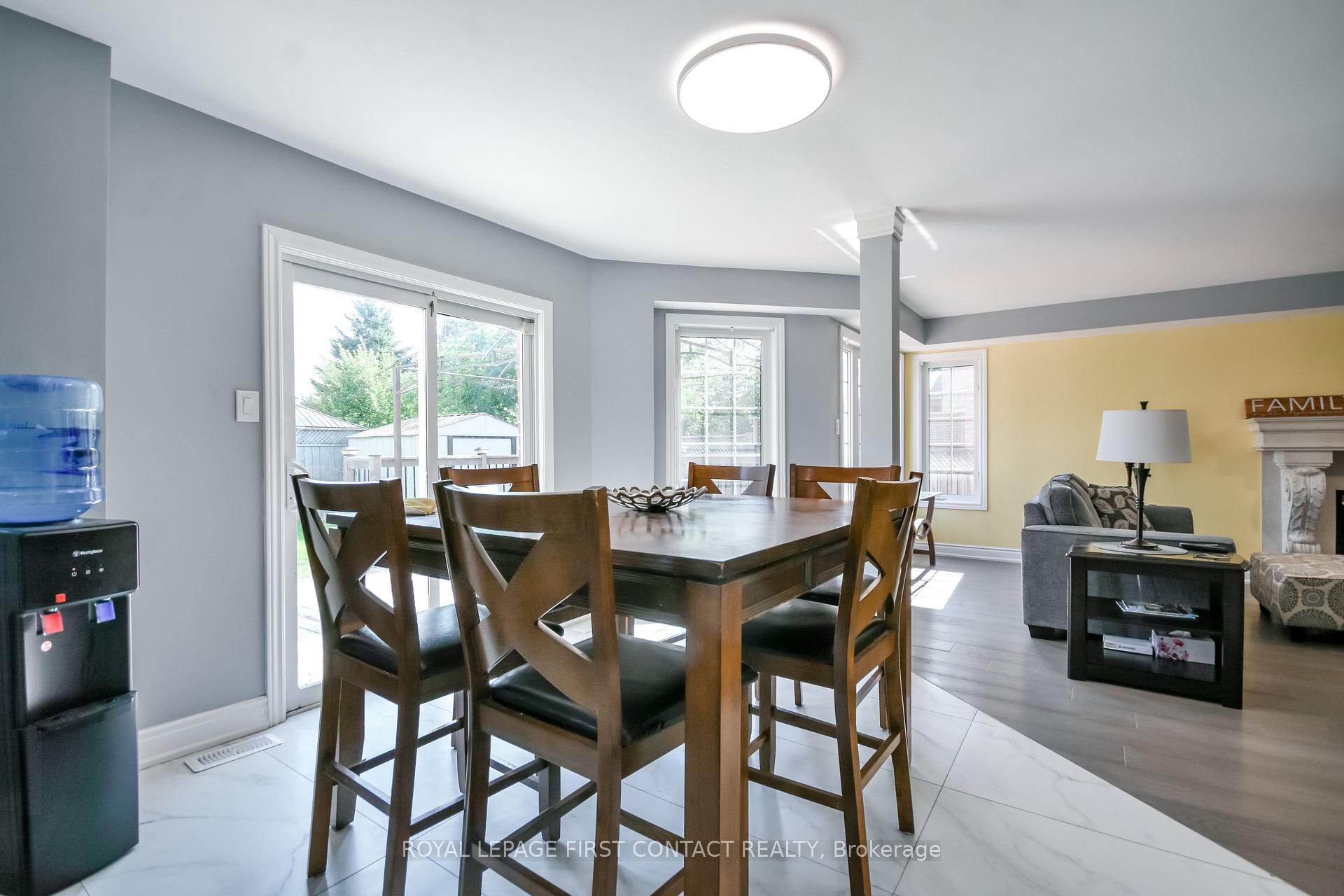 Photo 11 of 34 Bear Creek Drive, Barrie, Holly — HOMEH