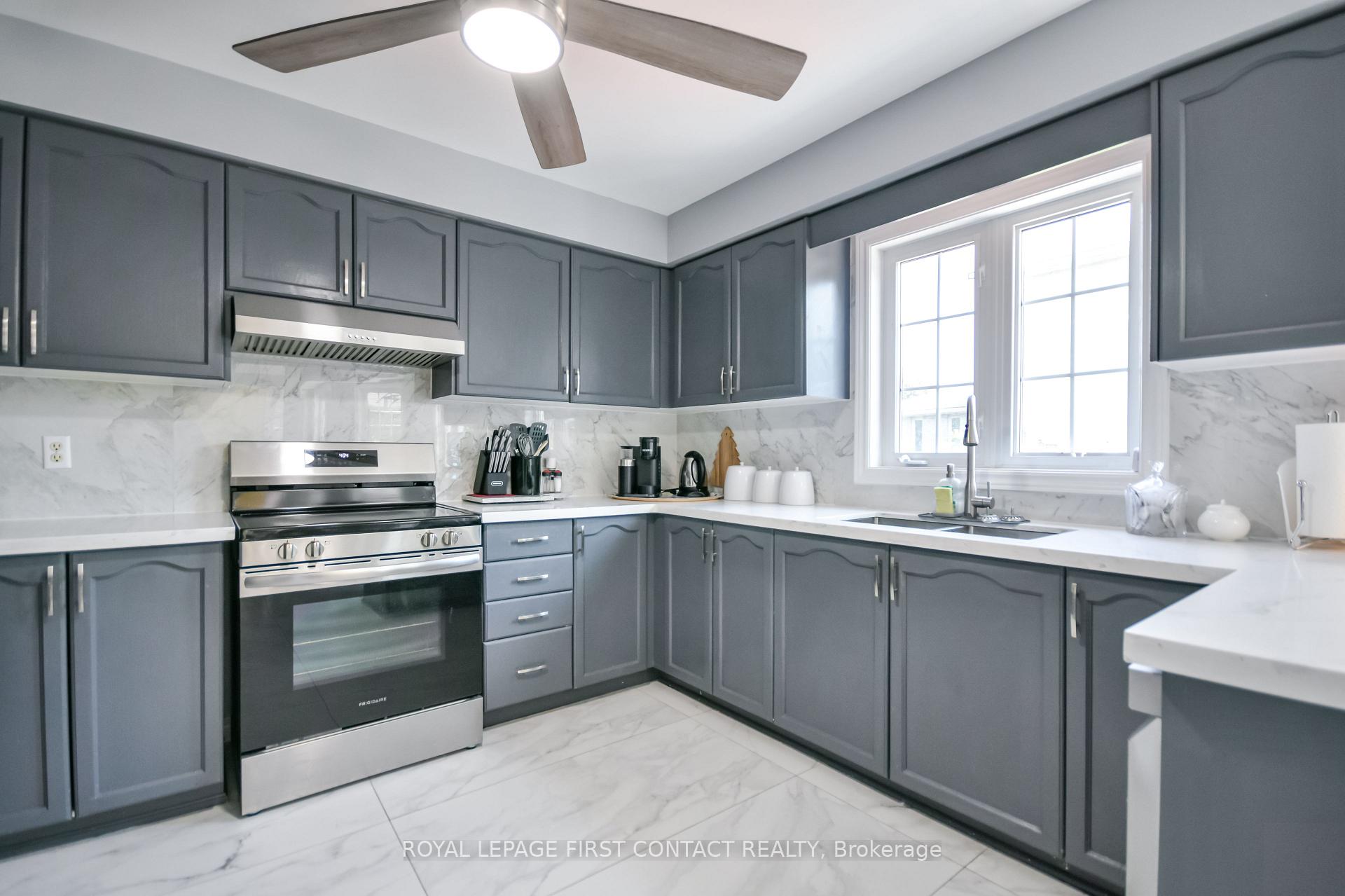 Photo 13 of 34 Bear Creek Drive, Barrie, Holly — HOMEH
