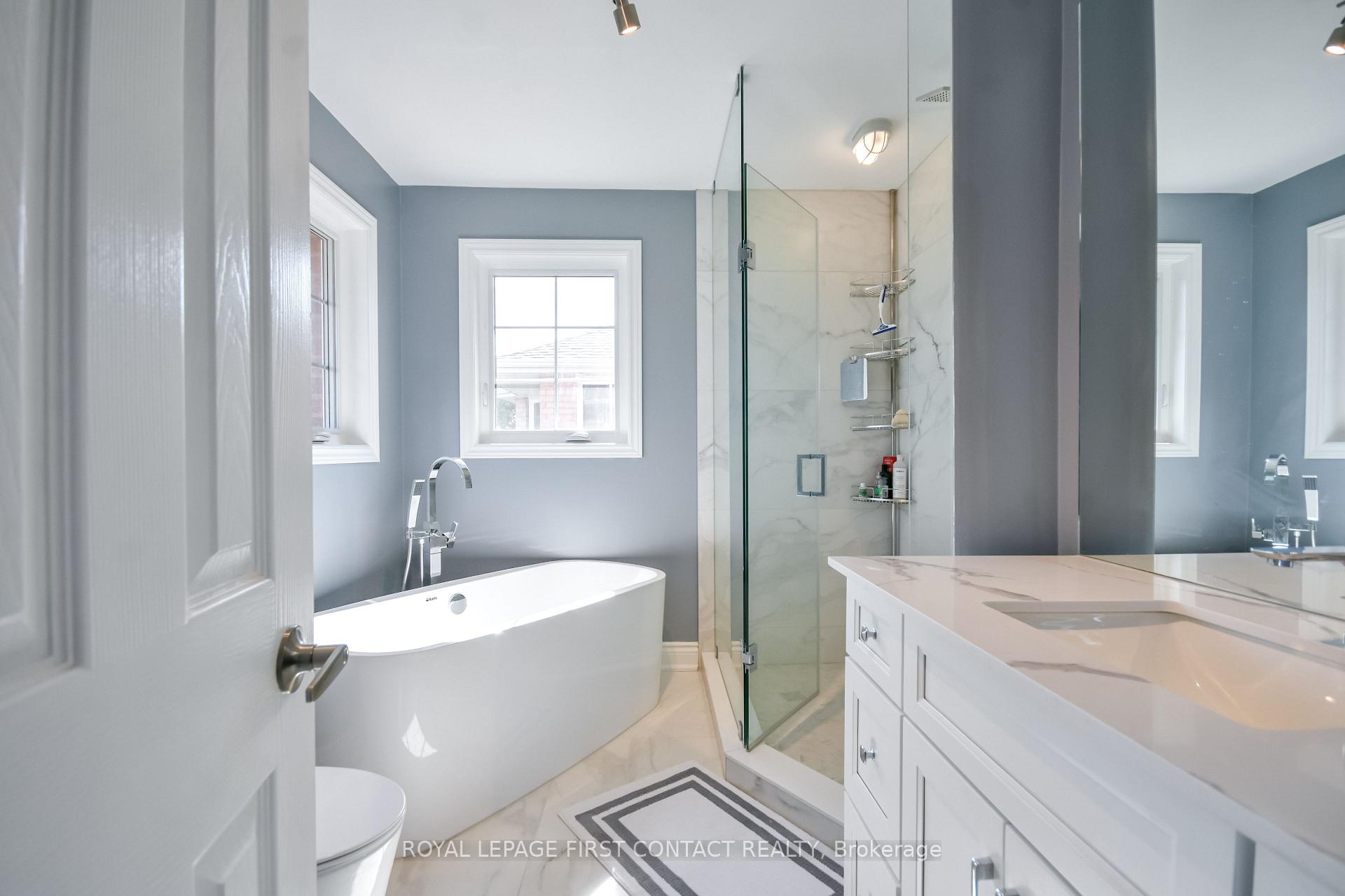Photo 19 of 34 Bear Creek Drive, Barrie, Holly — HOMEH