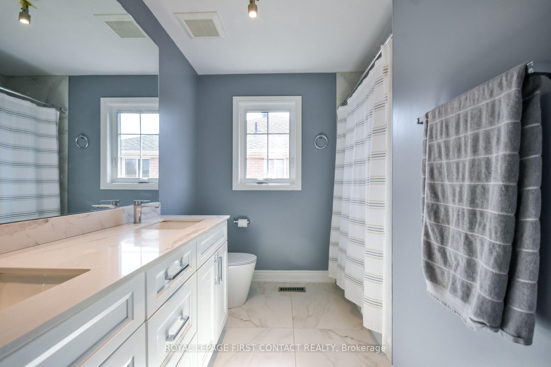 Photo 24 of 34 Bear Creek Drive, Barrie, Holly — HOMEH