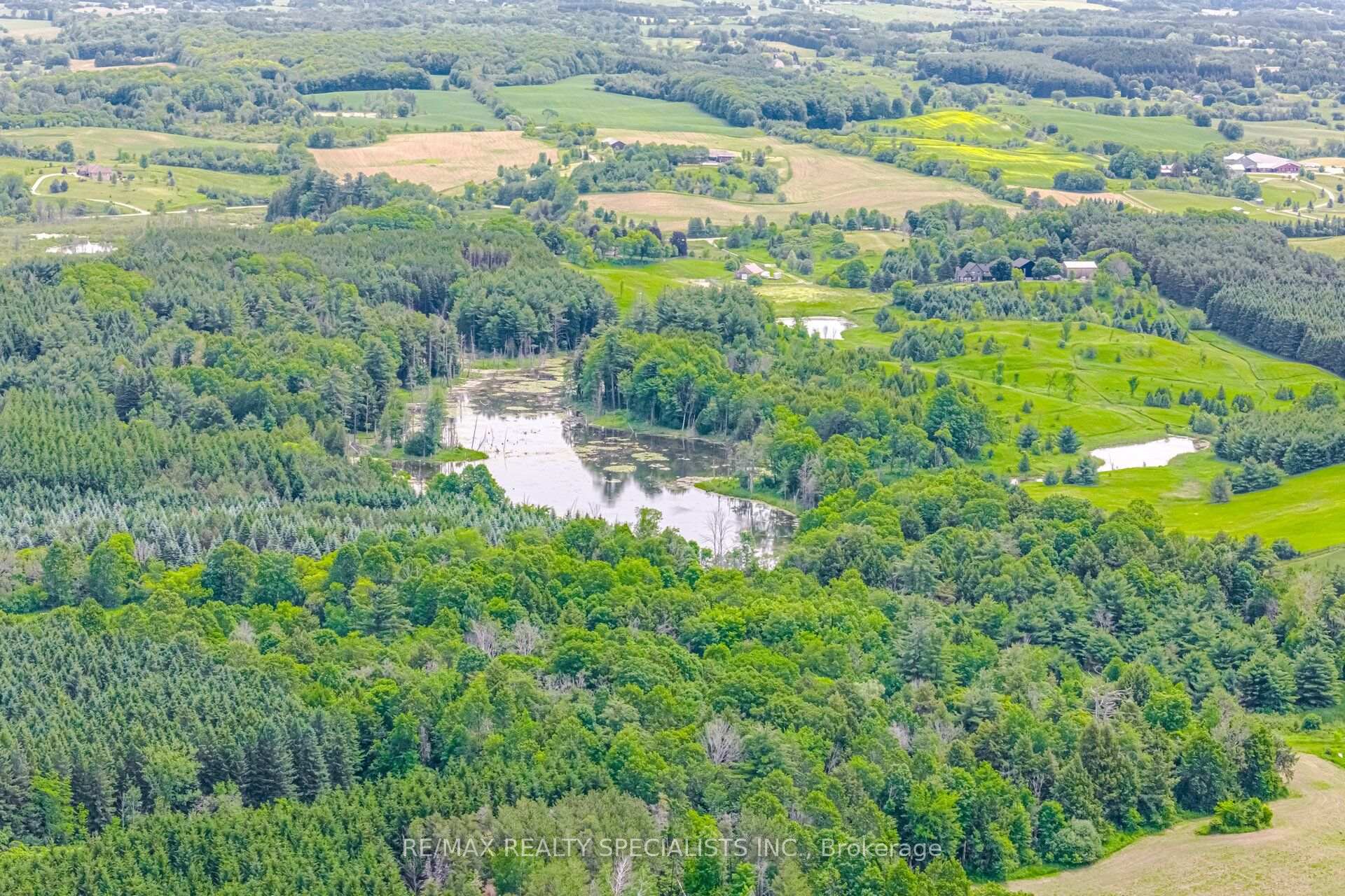 Photo 11 of 160 Logan Road, Caledon, Palgrave — HOMEH