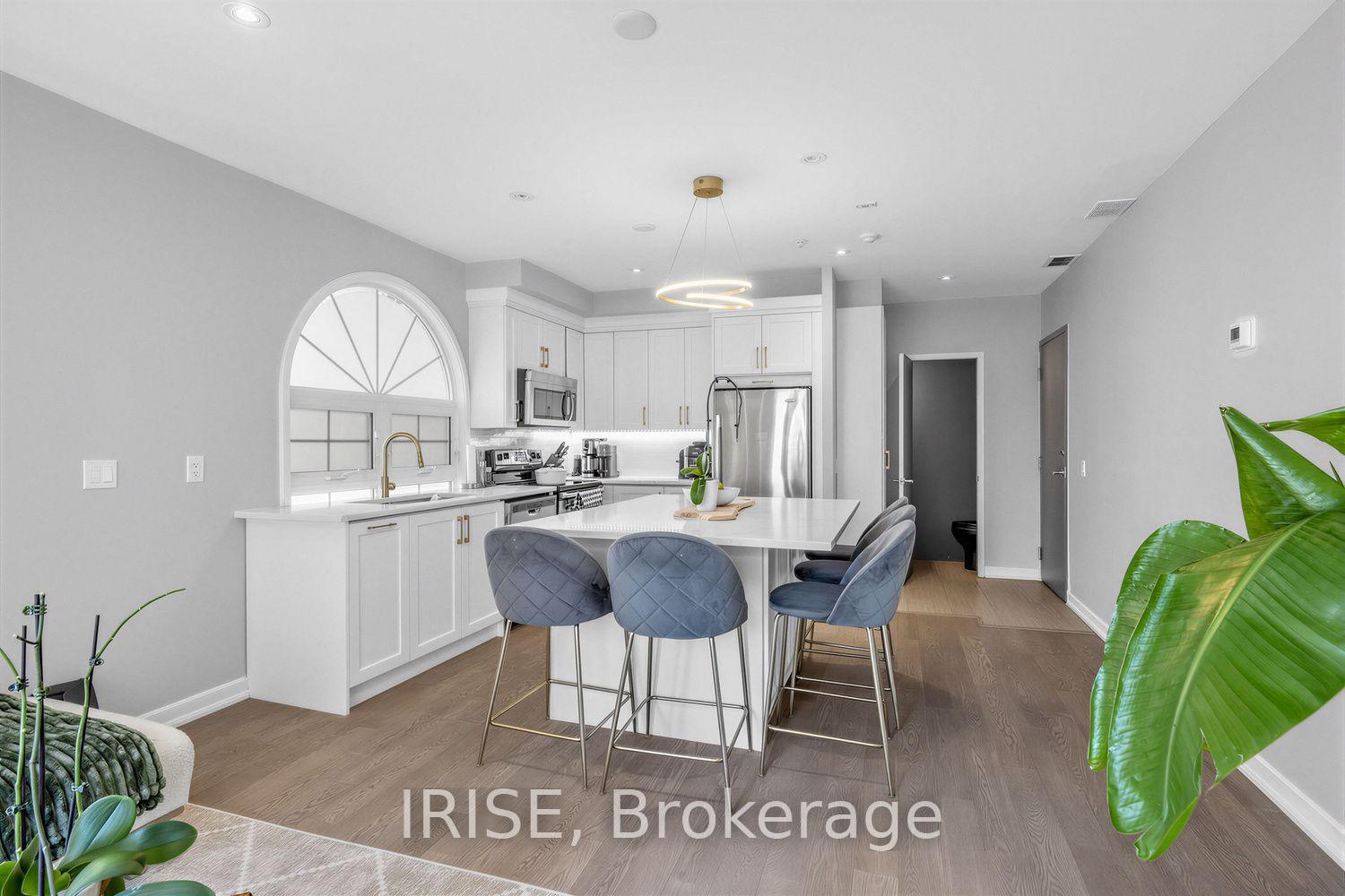 Photo 3 of Unit PH8, 539 Jarvis Street, Toronto, North St. James Town — HOMEH