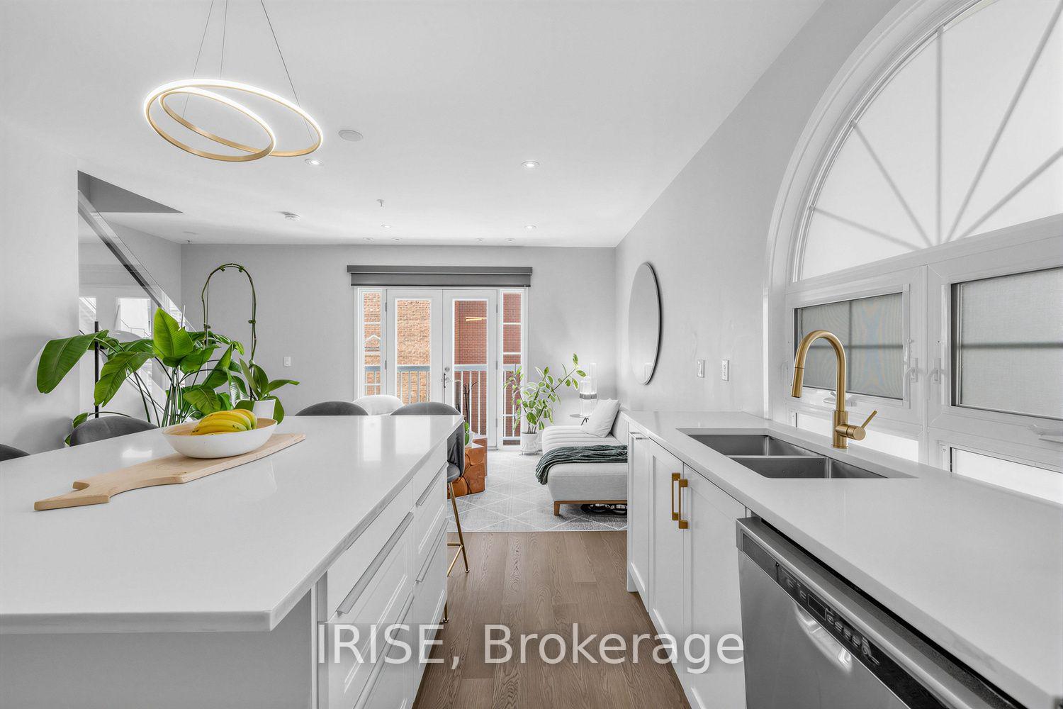 Photo 6 of Unit PH8, 539 Jarvis Street, Toronto, North St. James Town — HOMEH