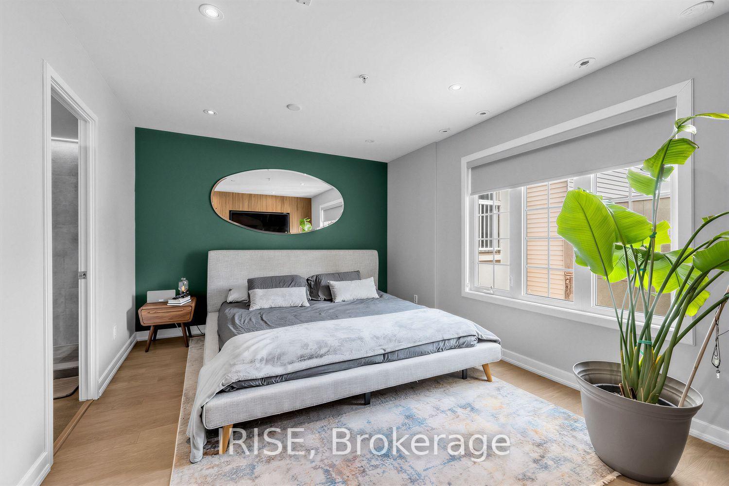 Photo 12 of Unit PH8, 539 Jarvis Street, Toronto, North St. James Town — HOMEH