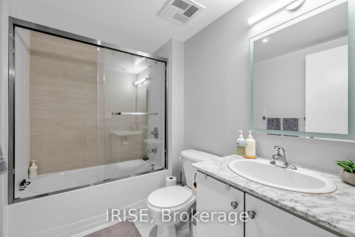 Photo 23 of Unit PH8, 539 Jarvis Street, Toronto, North St. James Town — HOMEH