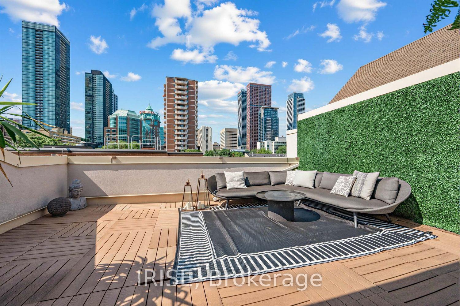 Photo 26 of Unit PH8, 539 Jarvis Street, Toronto, North St. James Town — HOMEH