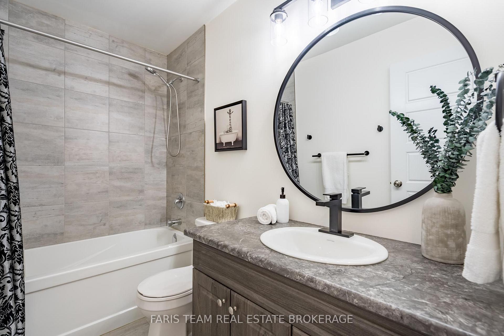 Photo 21 of 17 Hunter Avenue, Tay, Victoria Harbour — HOMEH