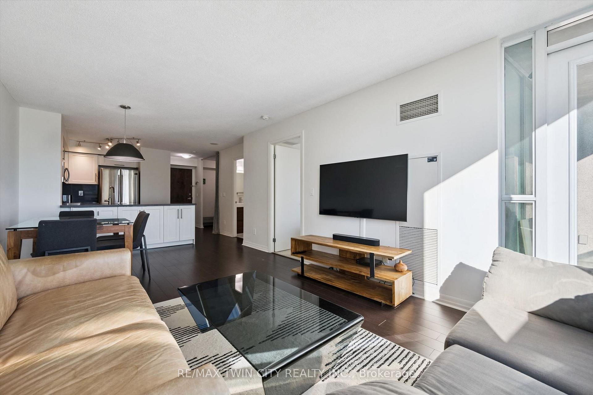 Photo 10 of Unit 1608, 16 Yonge Street, Toronto, Waterfront Communities — HOMEH