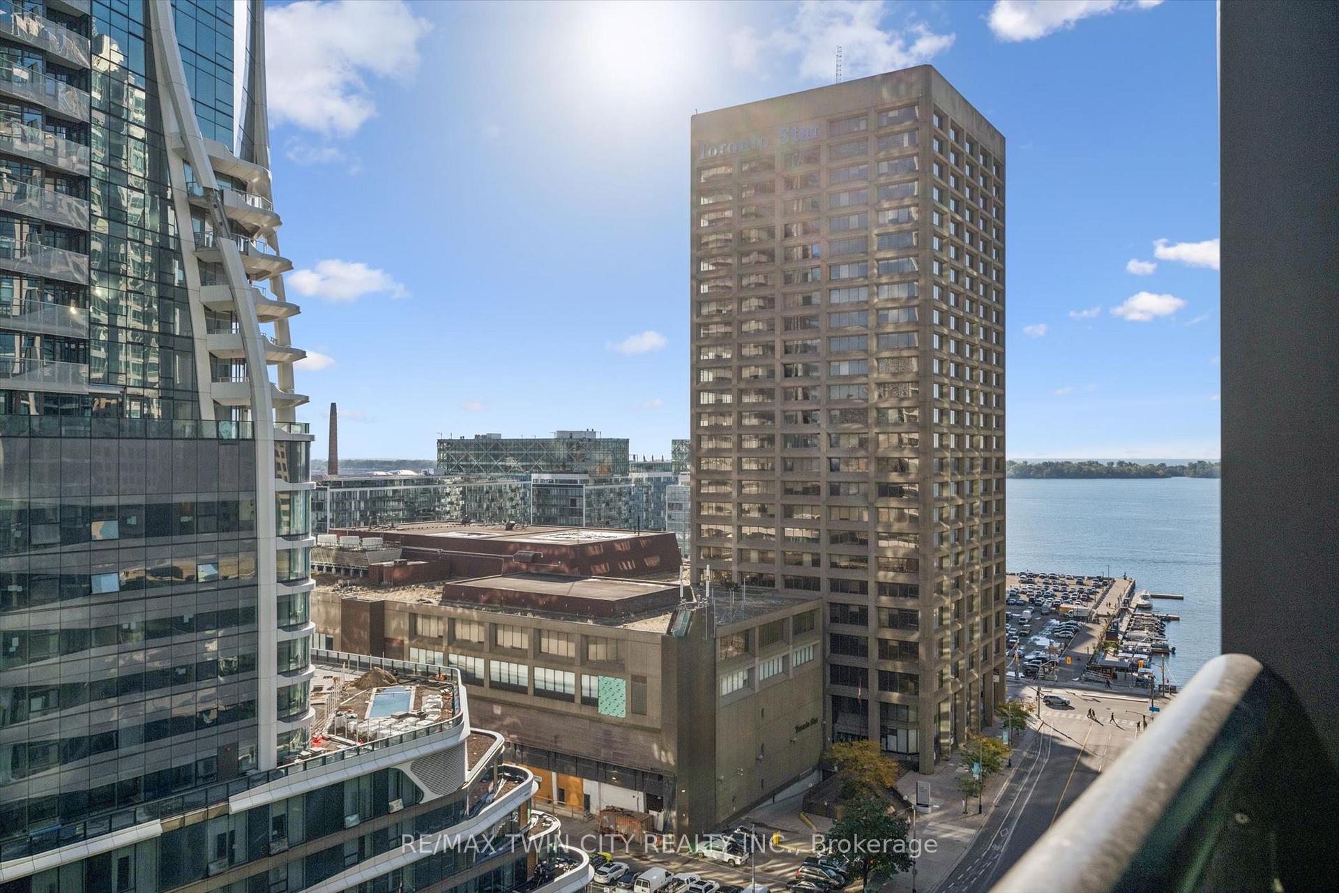Photo 15 of Unit 1608, 16 Yonge Street, Toronto, Waterfront Communities — HOMEH