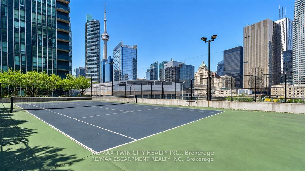 Photo 16 of Unit 1608, 16 Yonge Street, Toronto, Waterfront Communities — HOMEH