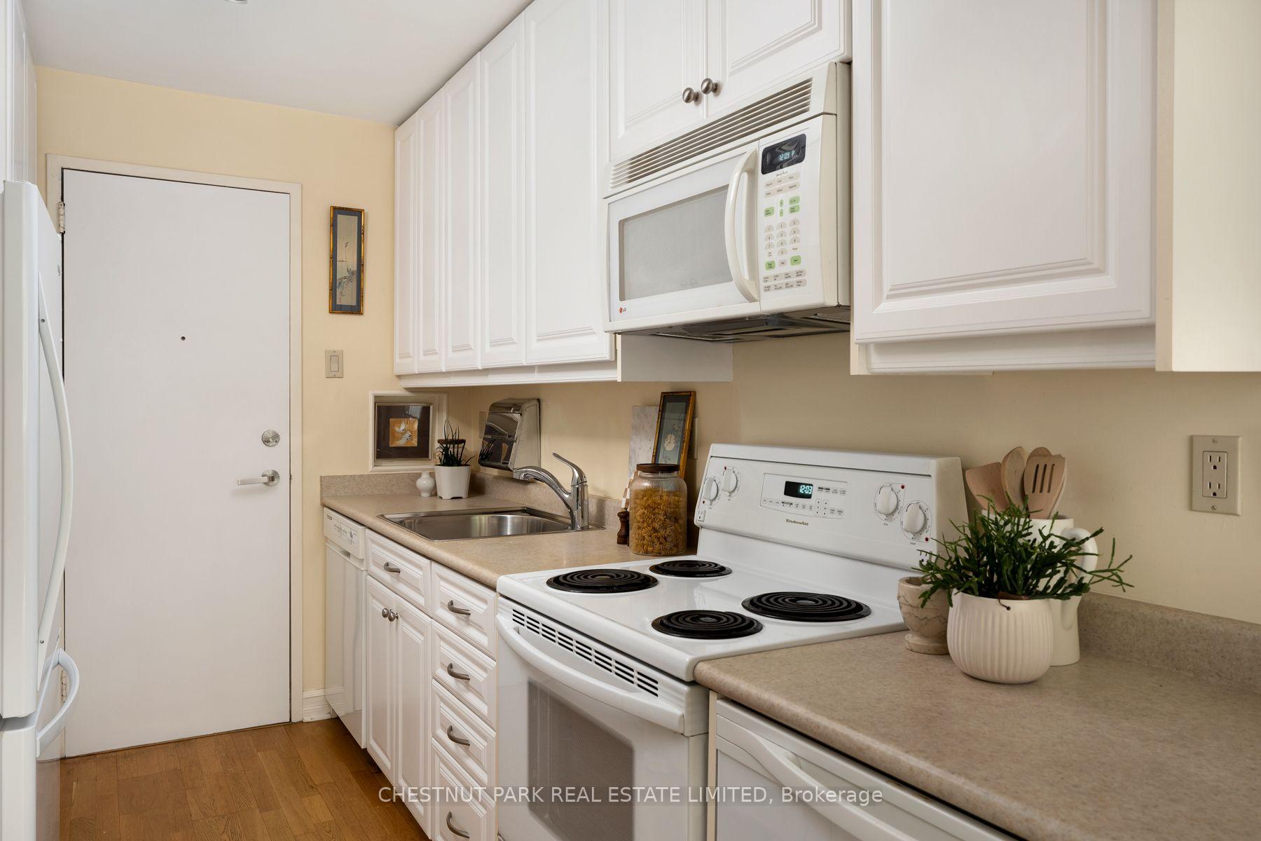 Photo 22 of Unit 207, 120 Rosedale Valley Road, Toronto, Rosedale-Moore Park — HOMEH